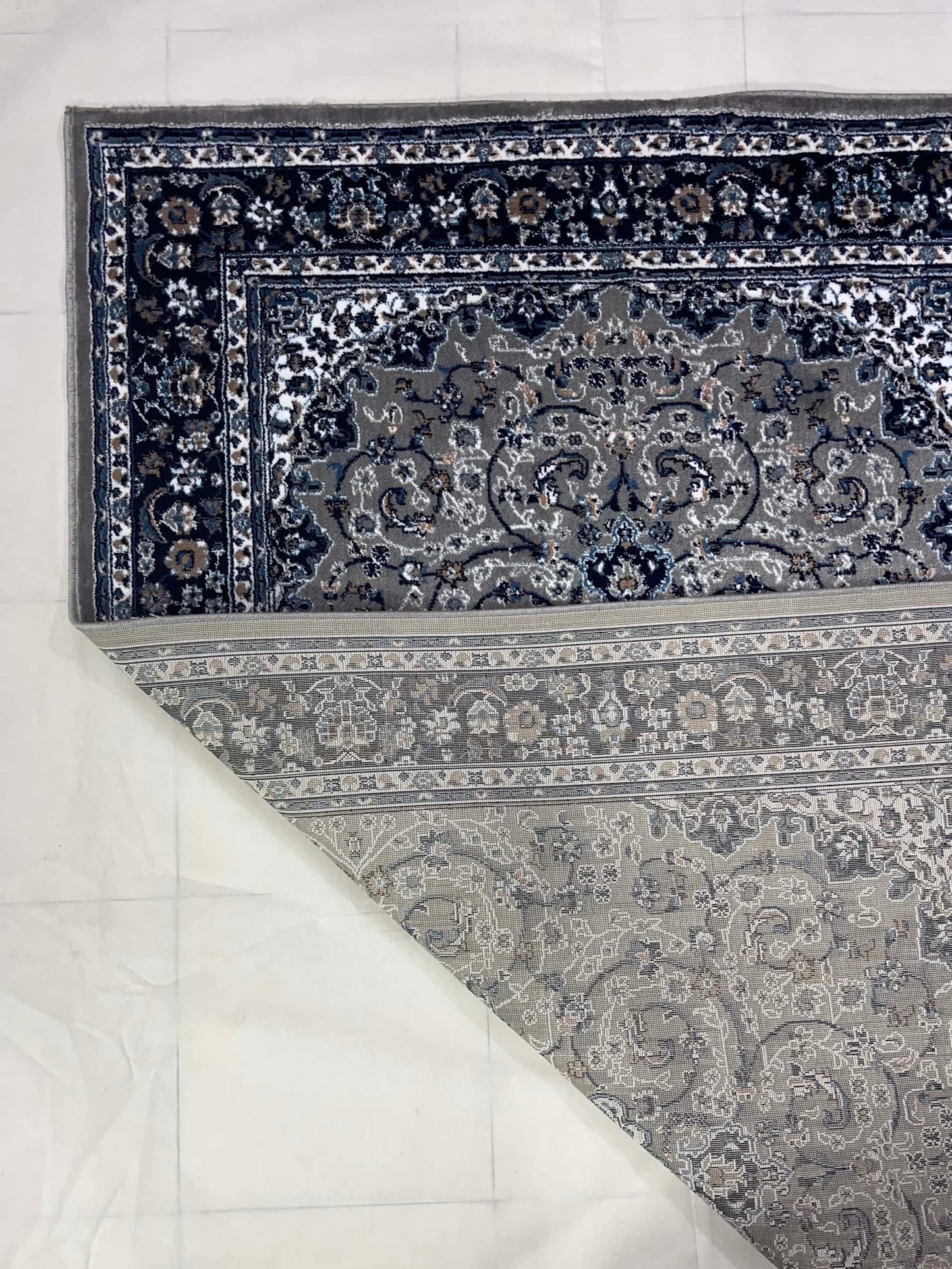 Persian polypropylene Rug,back woven(Article-25-Grey)
Size : 6.6 ft width x 9.6 ft length (200cm x 290cm)