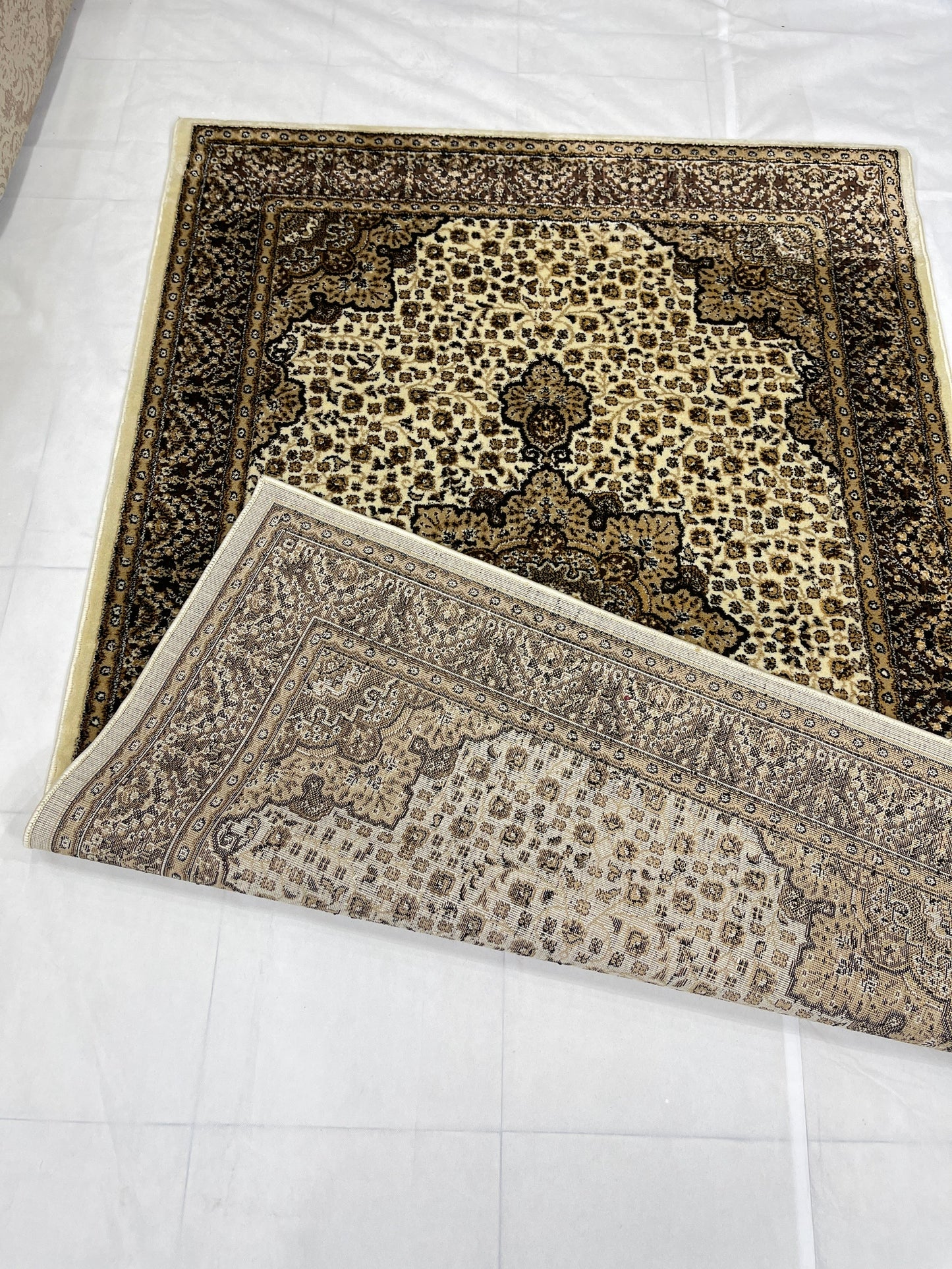 Persian polypropylene Rug,back woven(Article-04-Off white)