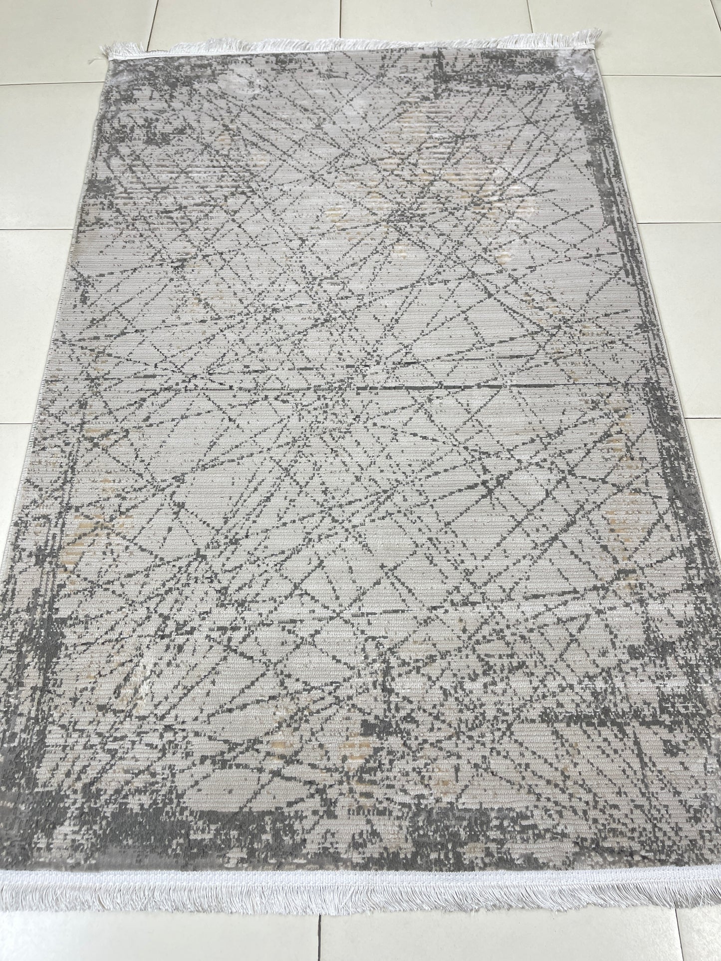 Irani viscose Rug , Woven Back Article-307-Grey , Off white Size : 3 ft width x 5 ft length (100 cm x 150cm)