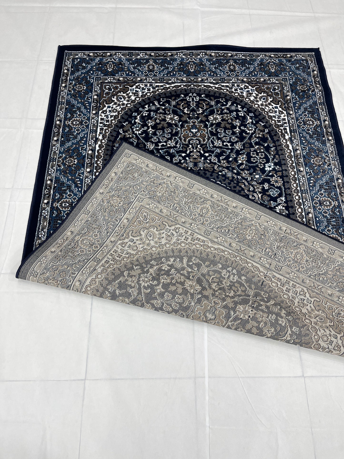 Persian Polypropylene Rug,back woven(Article-22-Blue)
Size : 5ft width  x 7.3ft length (150cm x 220cm)