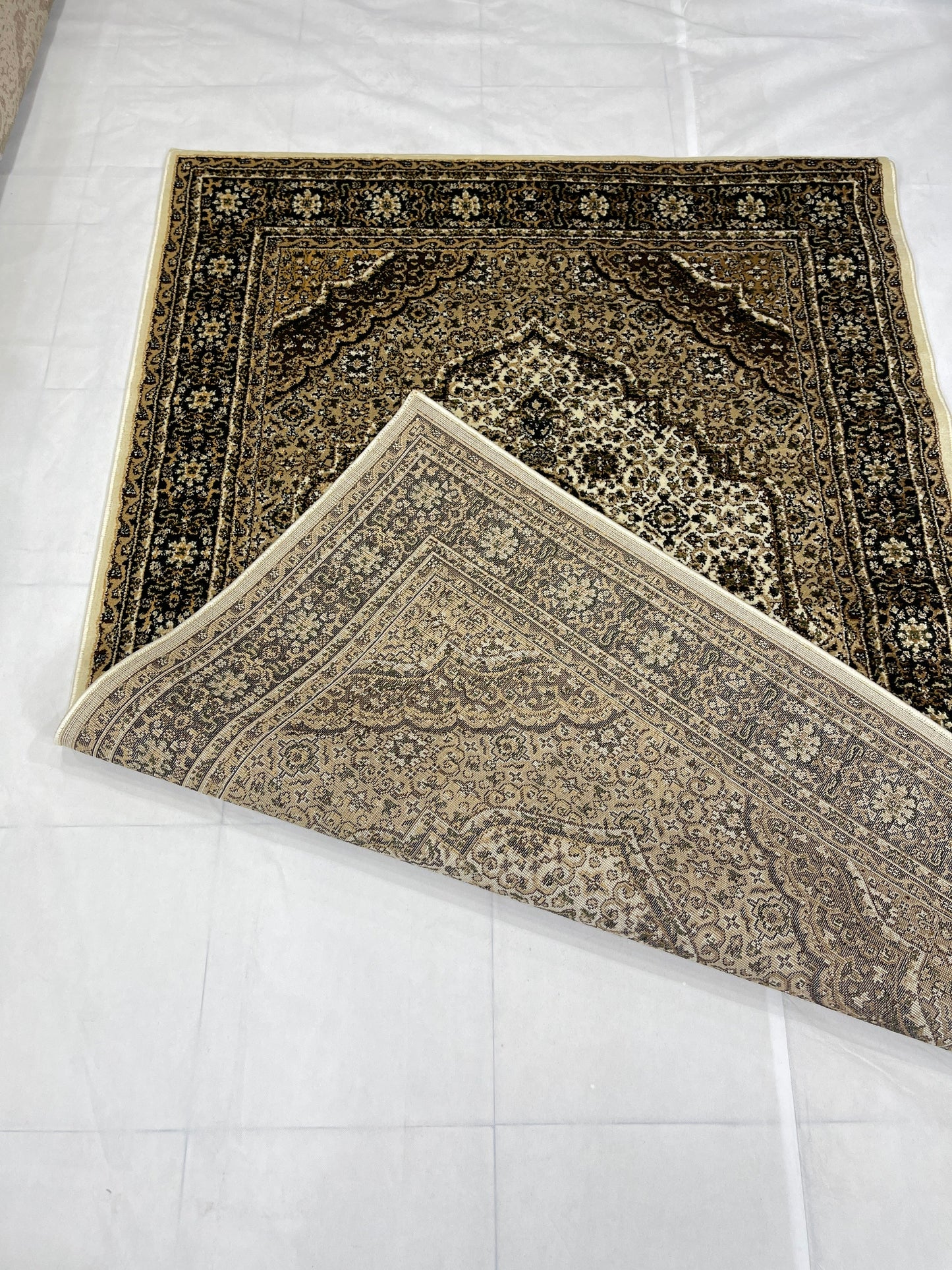 Persian polypropylene Rug,back woven(Article-99-Off white)