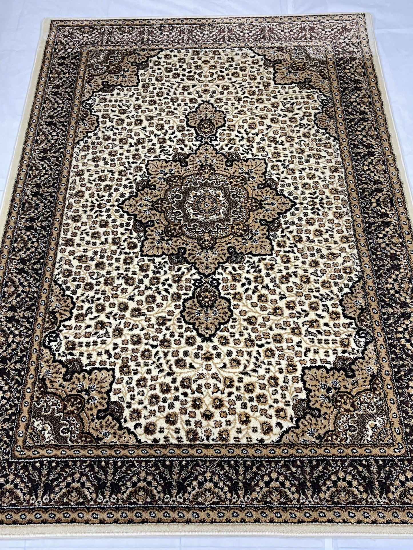 Persian polypropylene Rug,back woven(Article-04-Off white)