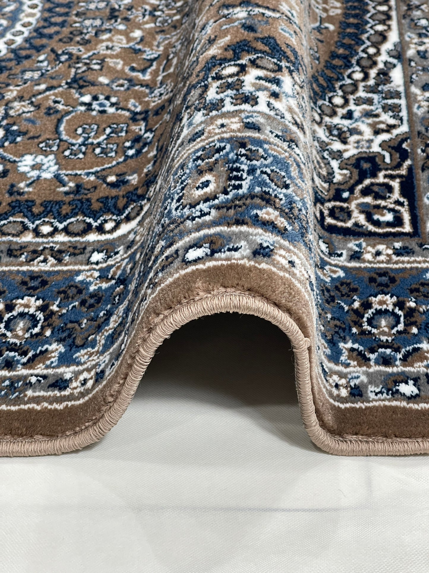 Persian  Polypropylene Rug,back woven(Article-22-Mink)
Size : 5ft width  x 7.3ft length (150cm x 220cm)