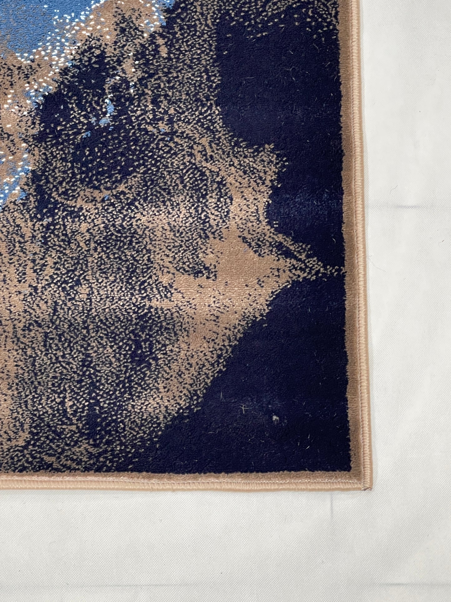 Mink Modern Polypropylene Woven Rug.  Size : 2.6 ft width x 6.6 ft length  (80 cm x 200cm)