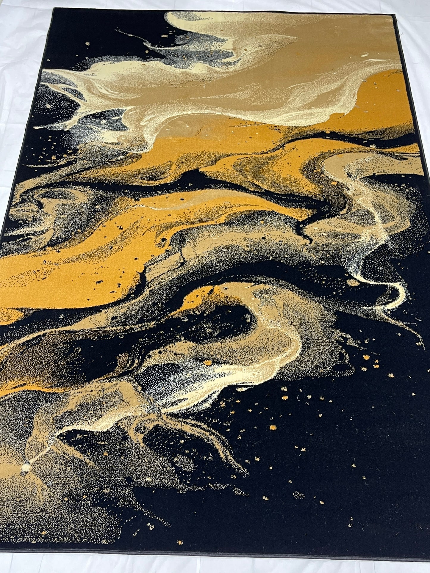 Modern Polypropylene Rug,back woven(Article-168-Black)
Size : 6.6 ft width x 9.6 ft length (200cm x 290cm)