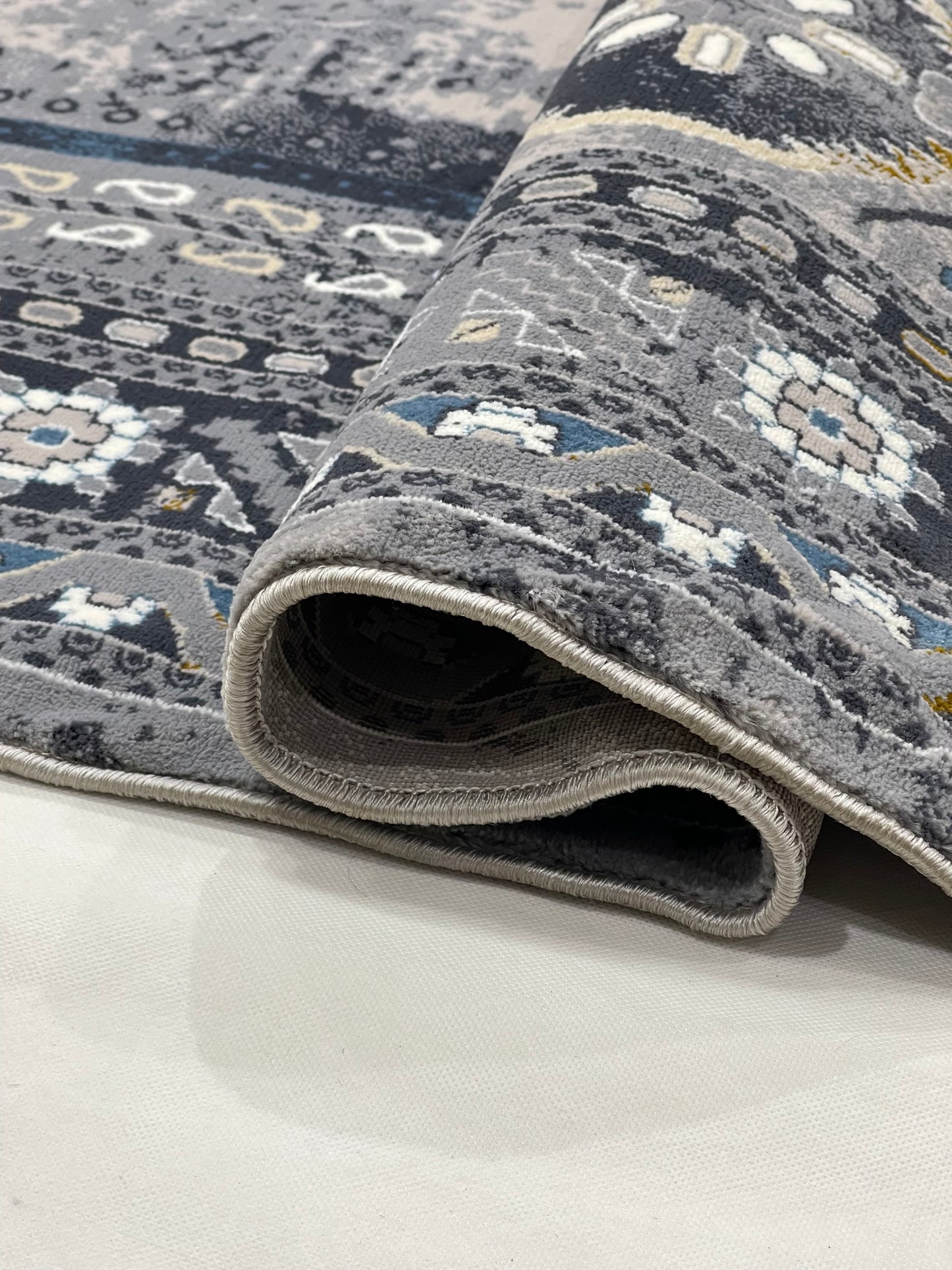 Persian Thick Woven Rug.  Article -2086-Grey Size: 6.6 ft width x 9.6 ft length (200cm x 290cm)