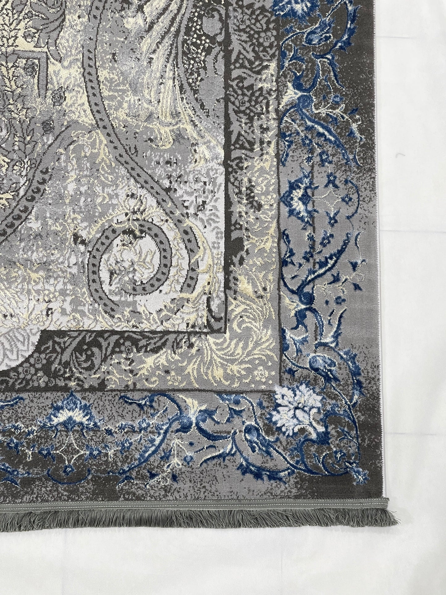 New Turkish Silk (Surya B) 
Size: 6.6 ft width x 9.6 ft length (200cm x 290cm)
Article -625- Grey , Blue