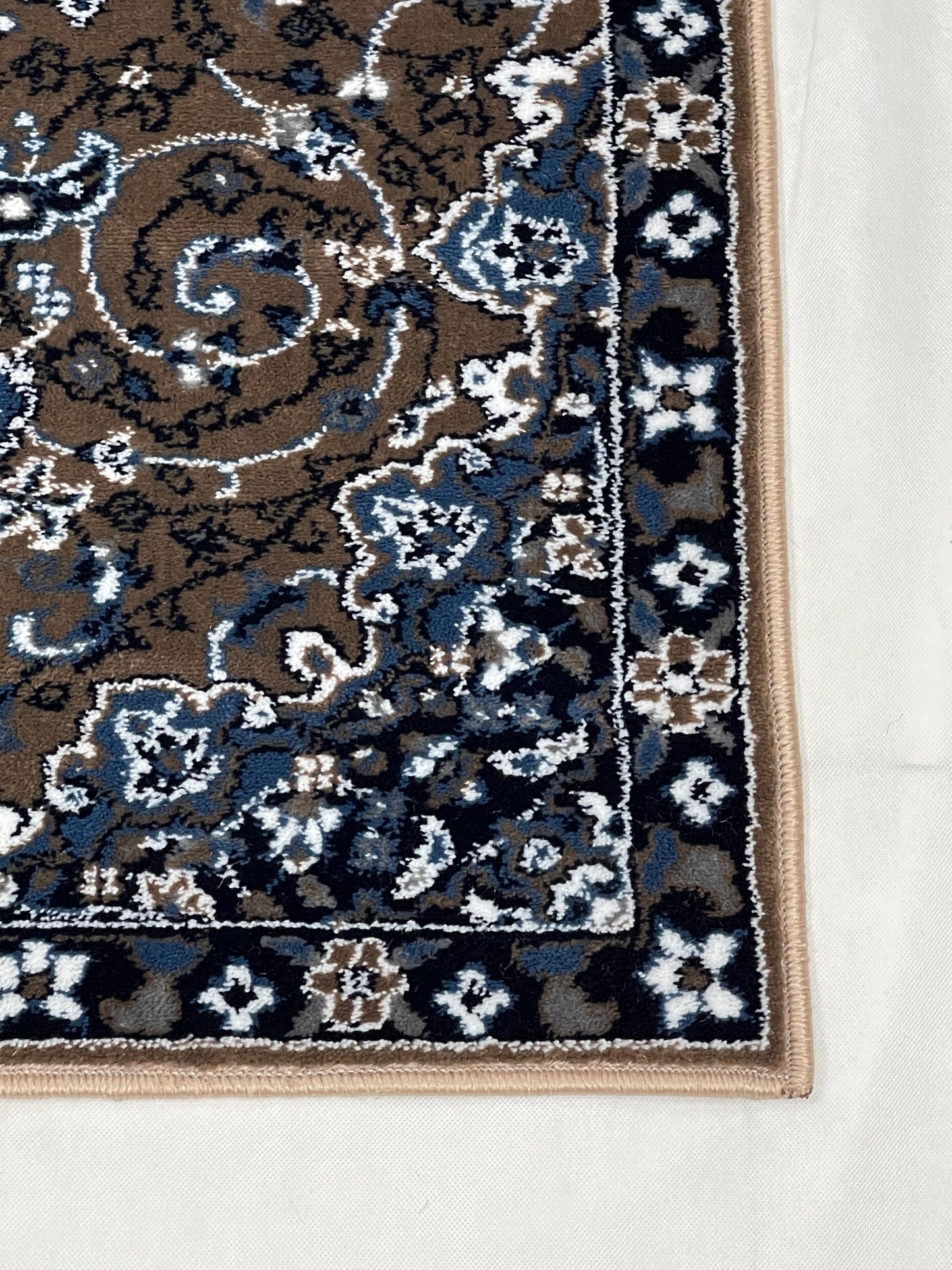 Mink Persian Polypropylene Woven Rug.  Size : 2.6 ft width x 6.6 ft length  (80 cm x 200cm)