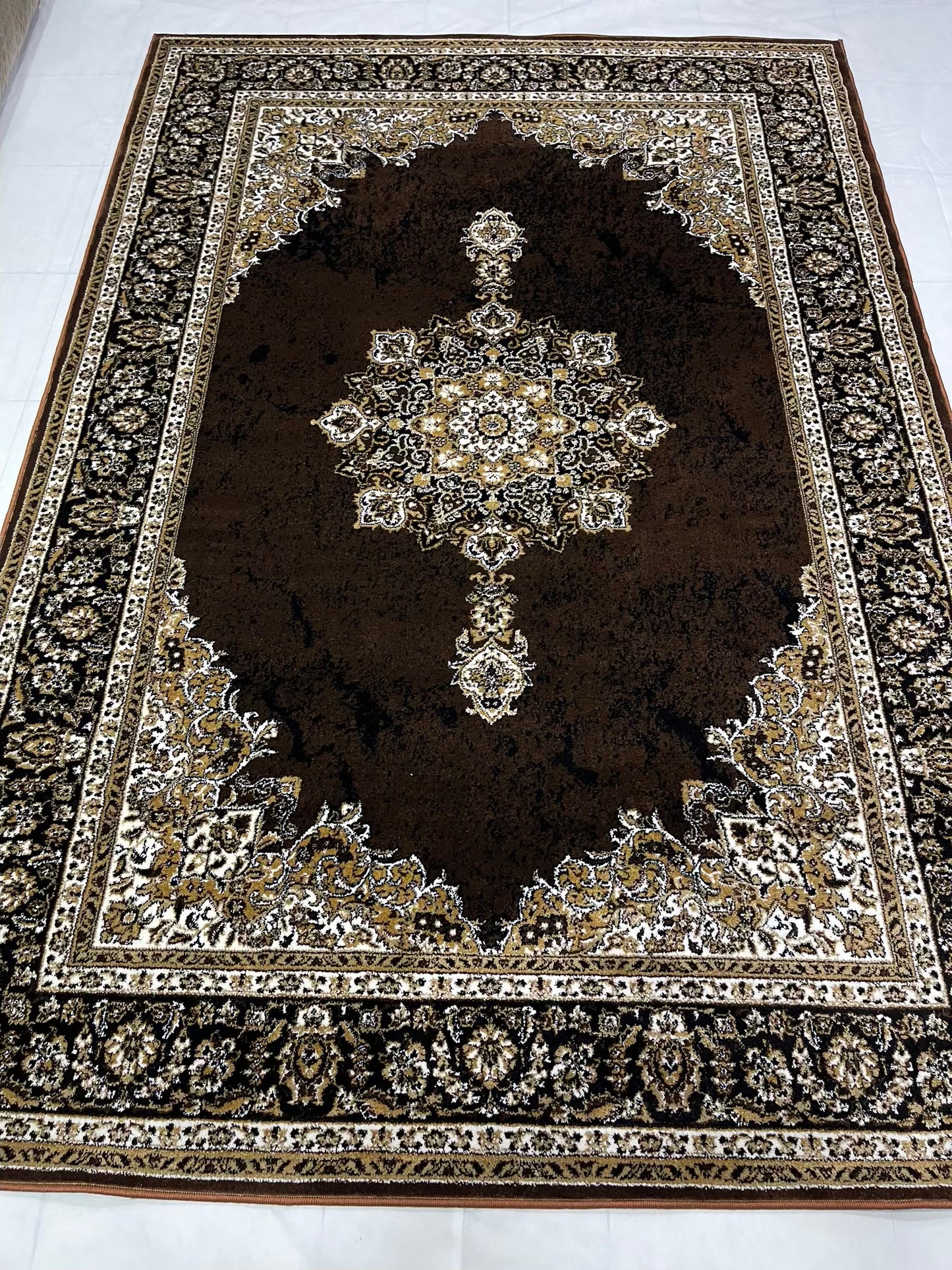 Persian  polypropylene Rug,back woven(Article-1078-Brown)
Size : 6.6 ft width x 9.6 ft length (200cm x 290cm)