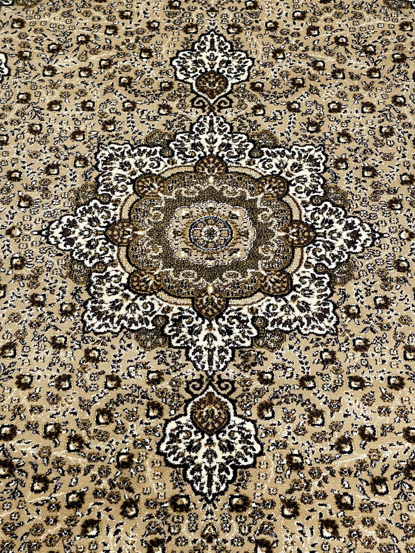 Persian polypropylene Rug,back woven(Article-04-Biege)
Size : 6.6 ft width x 9.6 ft length (200cm x 290cm)