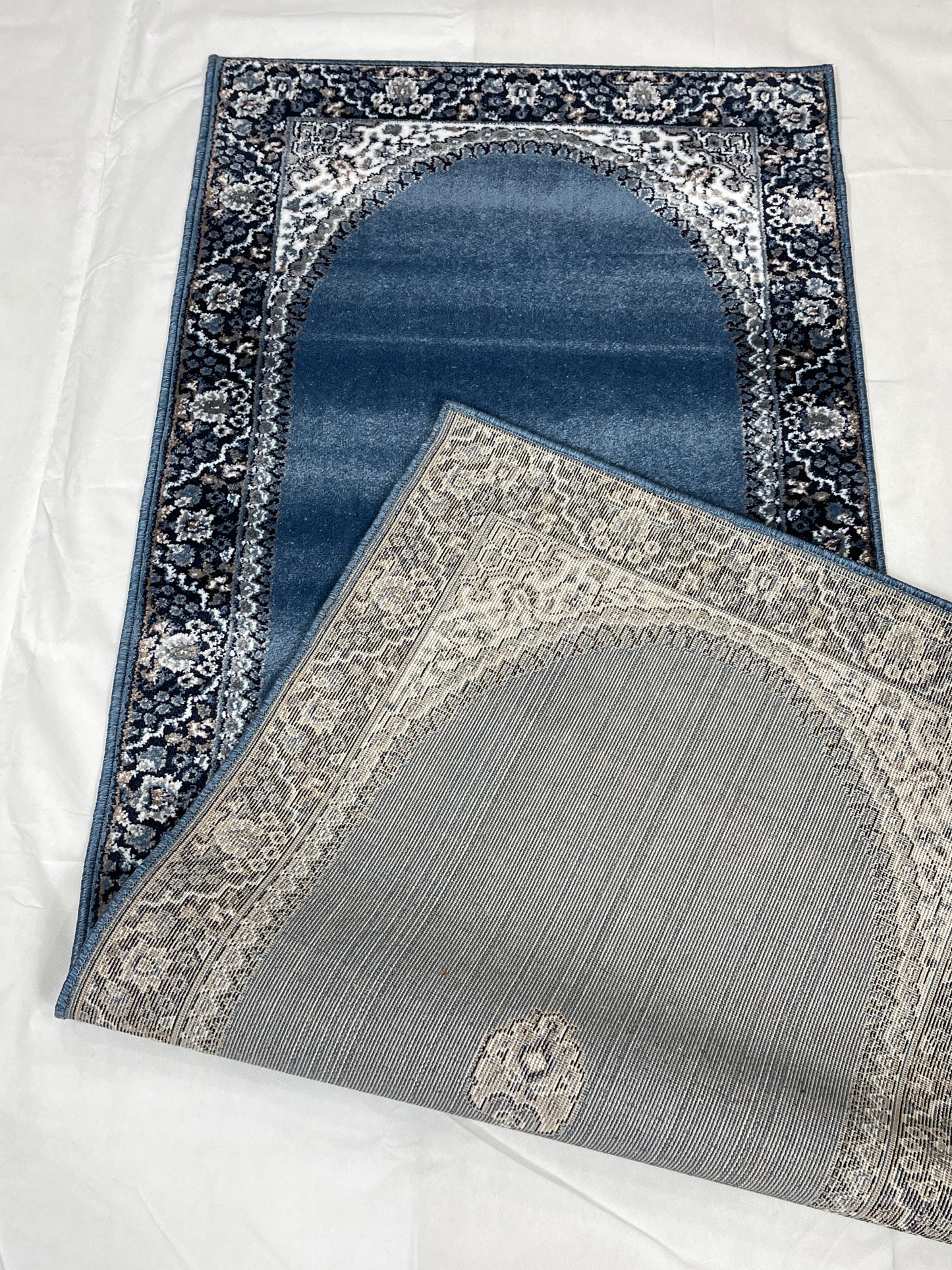 Blue Persian Polypropylene Woven Runner.
Size : 2.6 ft width x 6.6 ft length