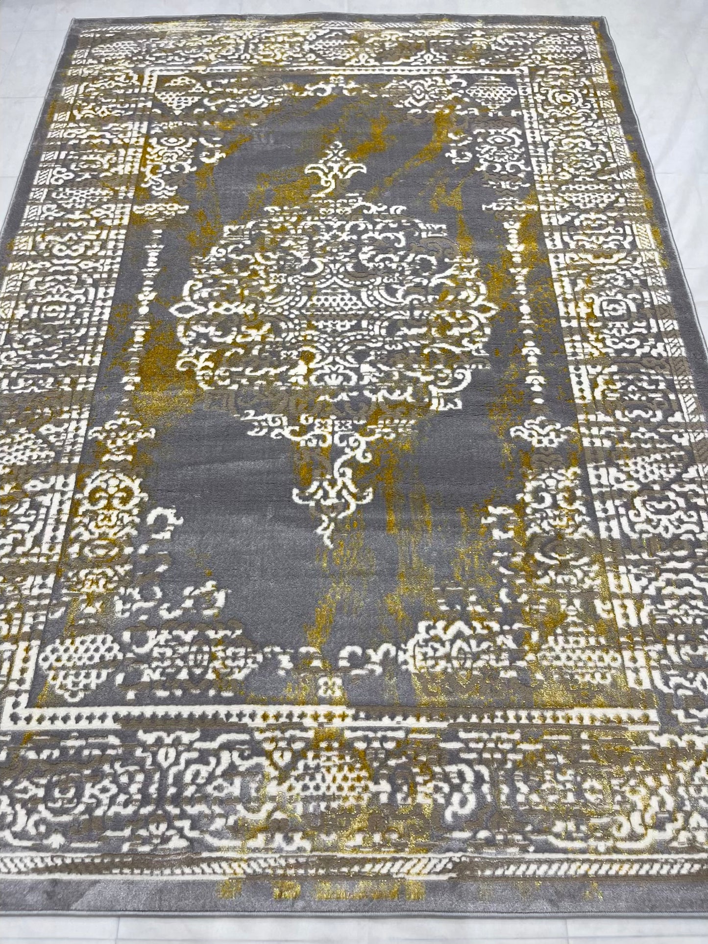 Polyester Silk.(Article-2575-Cream , white  ) Size : 6.6 ft width x 9.6 ft length ( 200 cm x 290 cm)