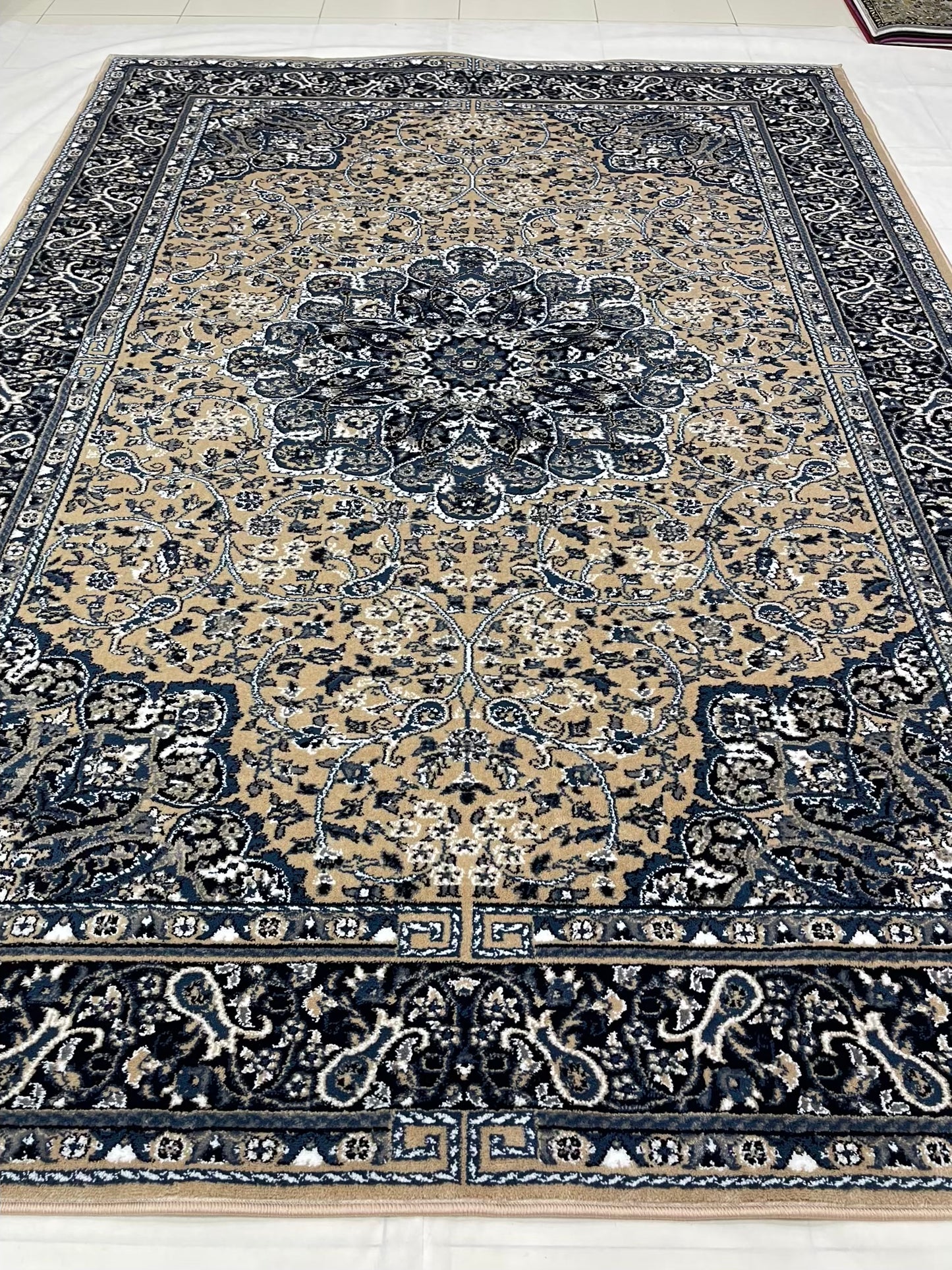 Persian polypropylene Rug,back woven(Article-27-Mink)
Size : 6.6 ft width x 9.6 ft length (200cm x 290cm)
