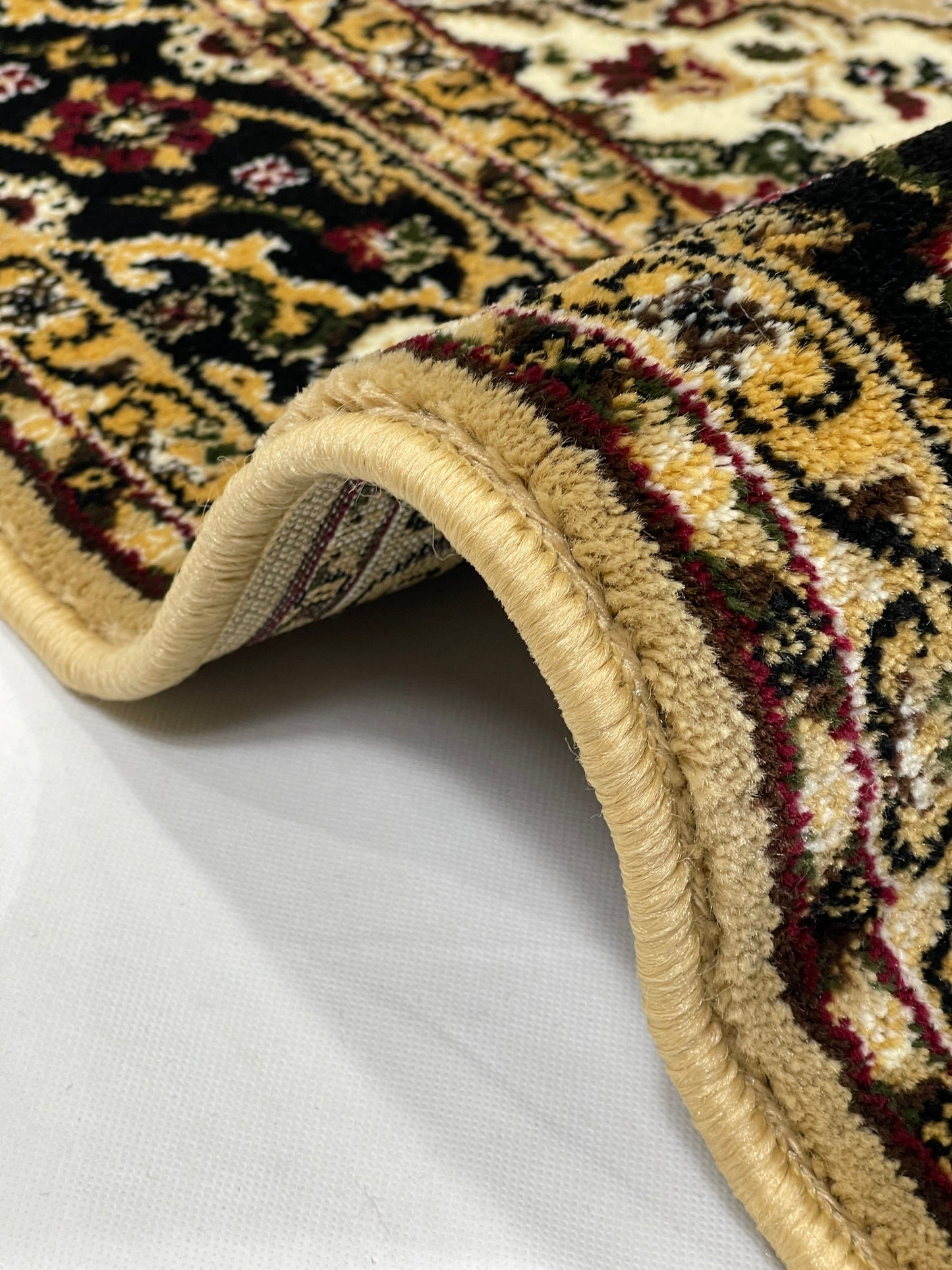 Persian Polypropylene Rug,back woven(Article-28-Beige)
Size : 5ft width  x 7.3ft length (150cm x 220cm)