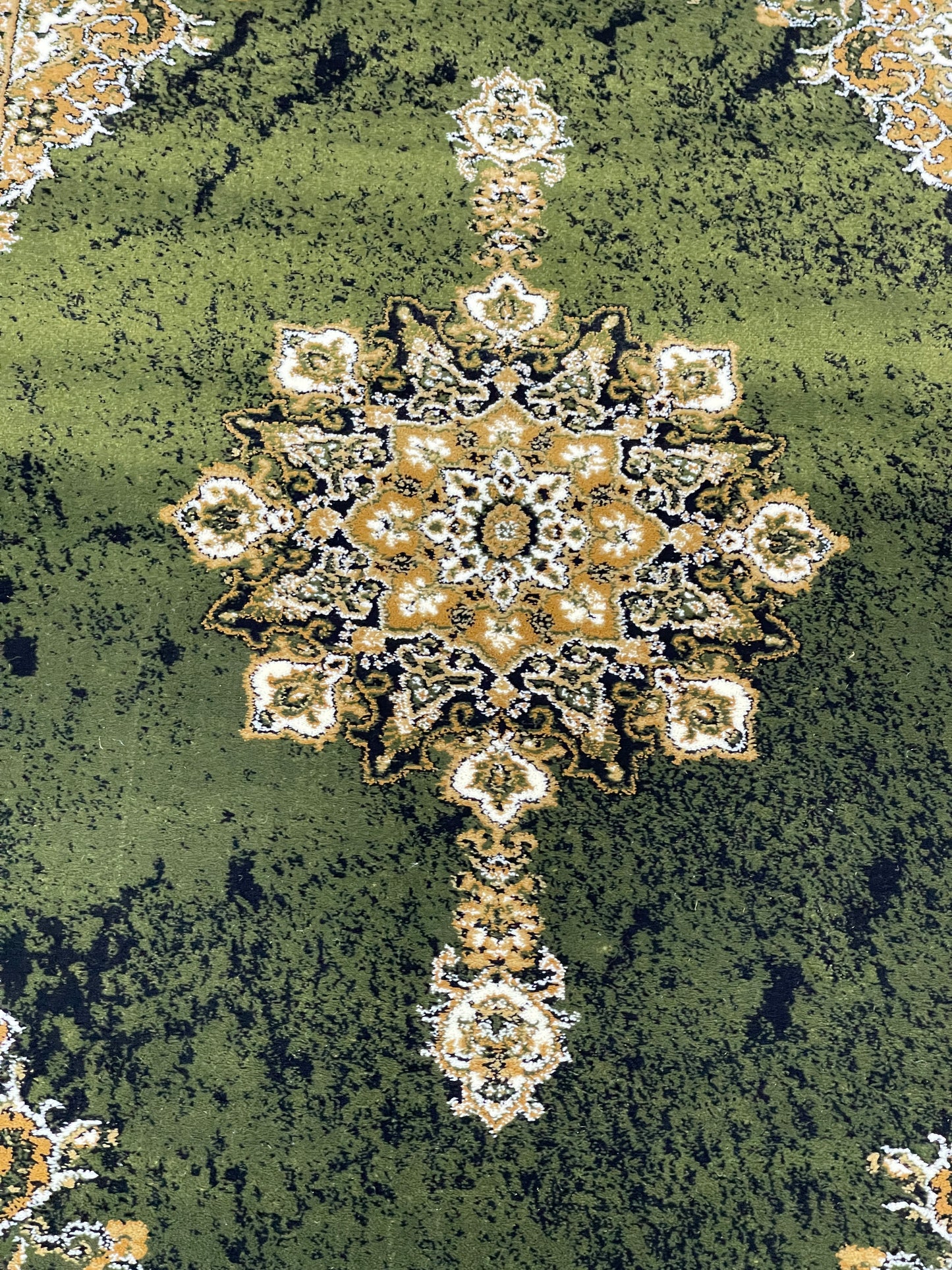 Persian Polypropylene Rug,back woven(Article-45-Green)
Size : 5ft width  x 7.3ft length (150cm x 220cm)