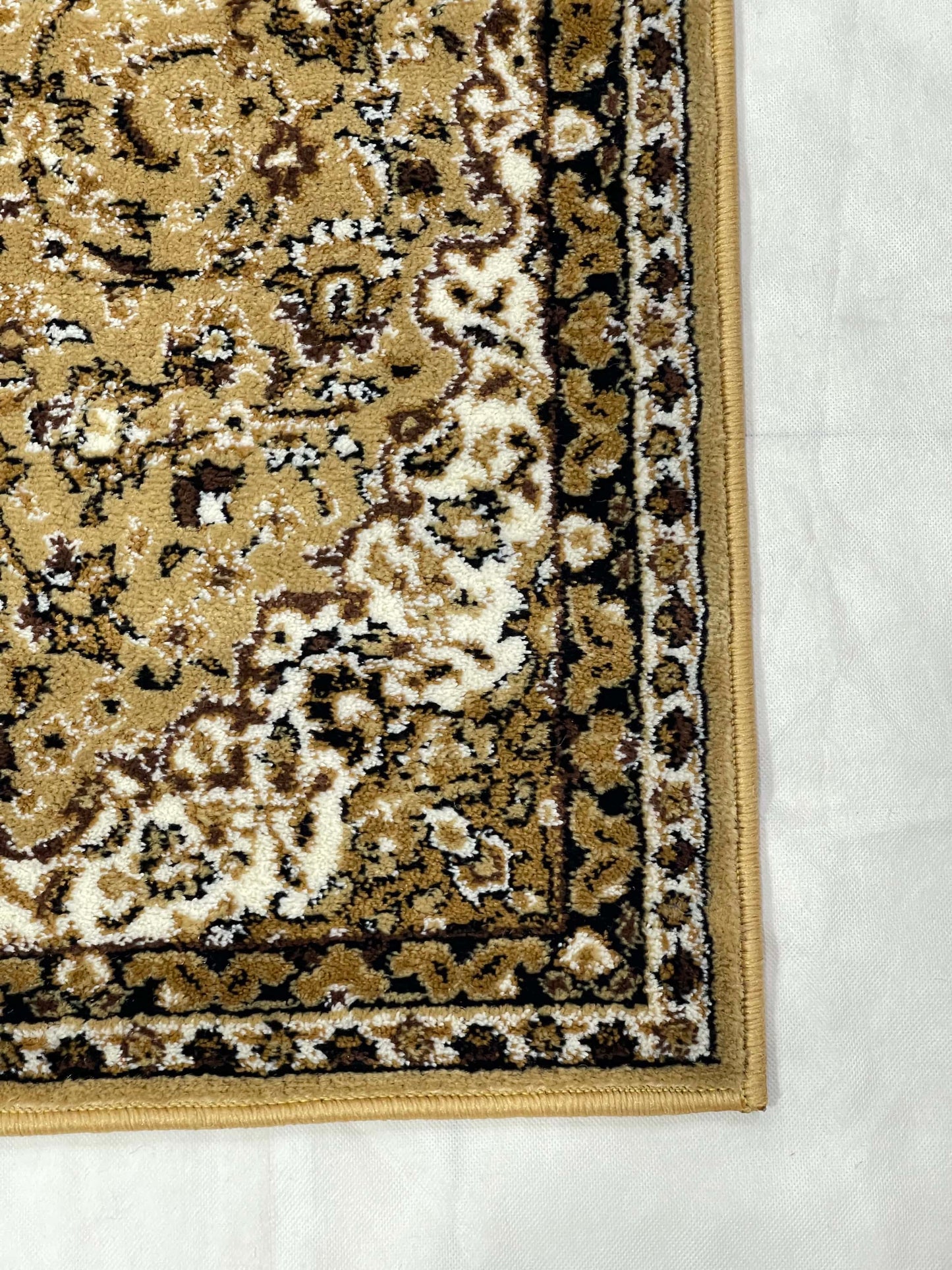 Beige Persian Polypropylene Woven Runner.
Size : 2.6 ft width x 6.6 ft length
(80 cm x 200 cm)