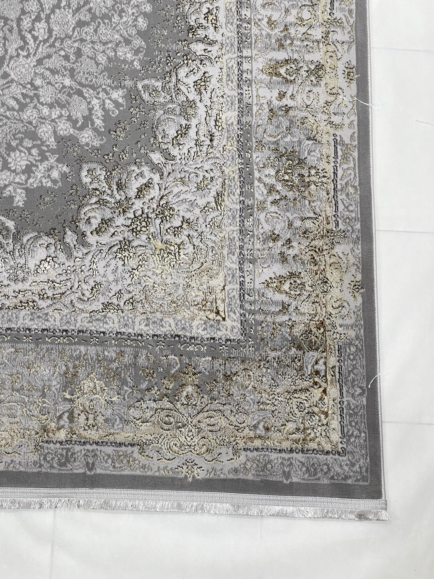 New Turkish Silk (Surya A) 
Size: 6.6 ft width x 9.6 ft length (200cm x 290cm)
Article -610- Grey