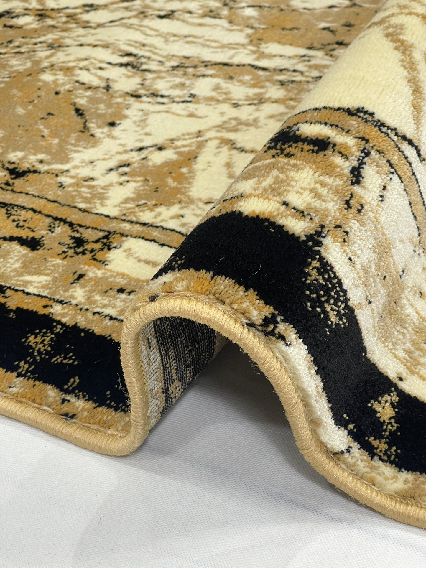 Modern polypropylene Rug,back woven (Article-568-Beige) Size : 4 ft width x 5.6 ft length (120 cm x 170 cm)