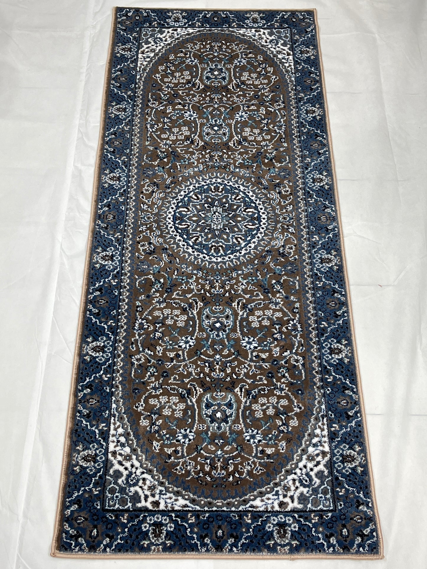 Mink Persian Polypropylene Woven Rug.  Size : 2.6 ft width x 6.6 ft length  (80 cm x 200cm)