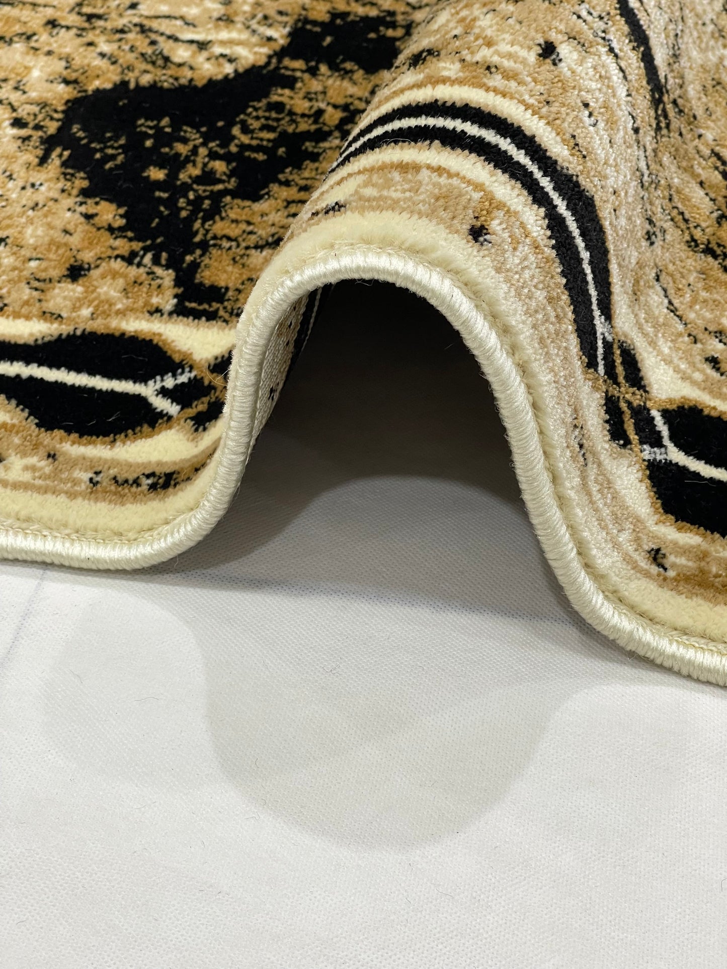 Modern Polypropylene Rug,Woven Back
(Article-68-Beige)
Size : 3 ft width x 5 ft length (100cm x 150 cm)