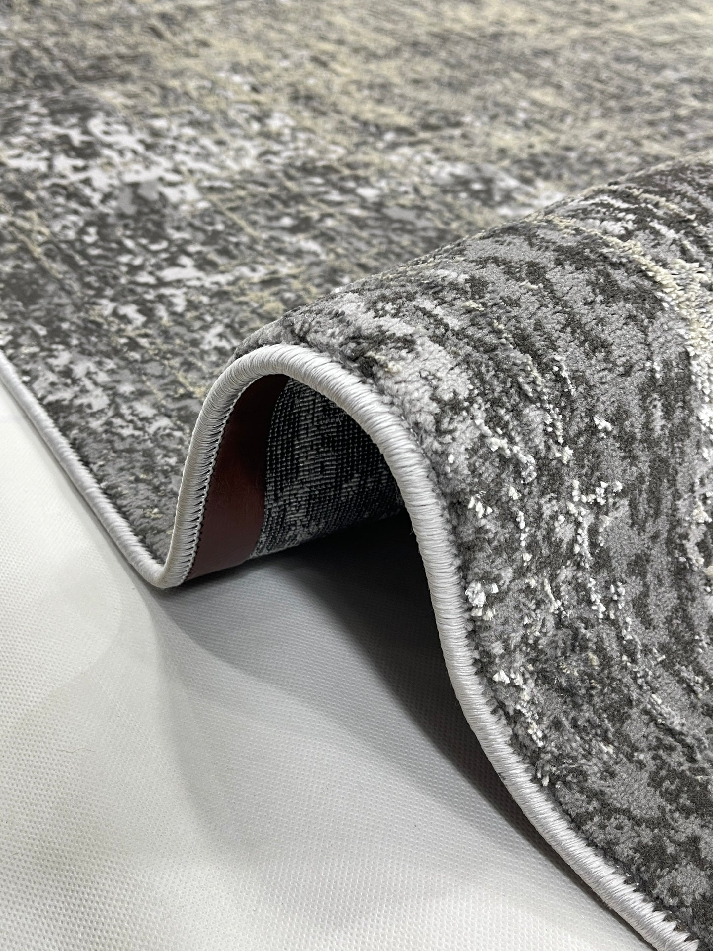 New Turkish Silk (Surya A)  Size: 6.6 ft width x 9.6 ft length (200cm x 290cm) Article -609- Dark Grey