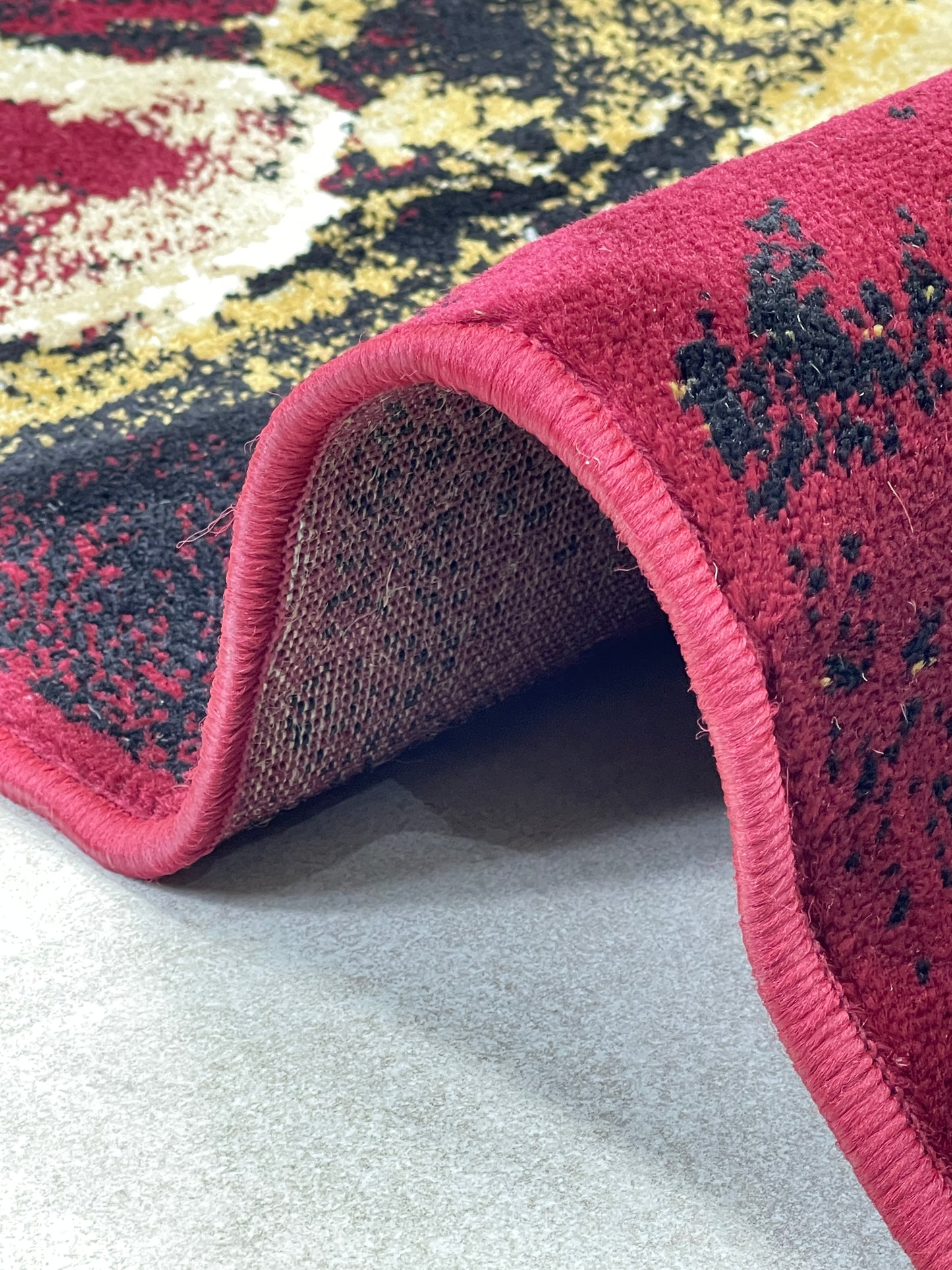Modern polypropylene Rug,back woven(Article-6772-Red ) Size : 5ft width  x 7.3ft length (150cm x 220cm)