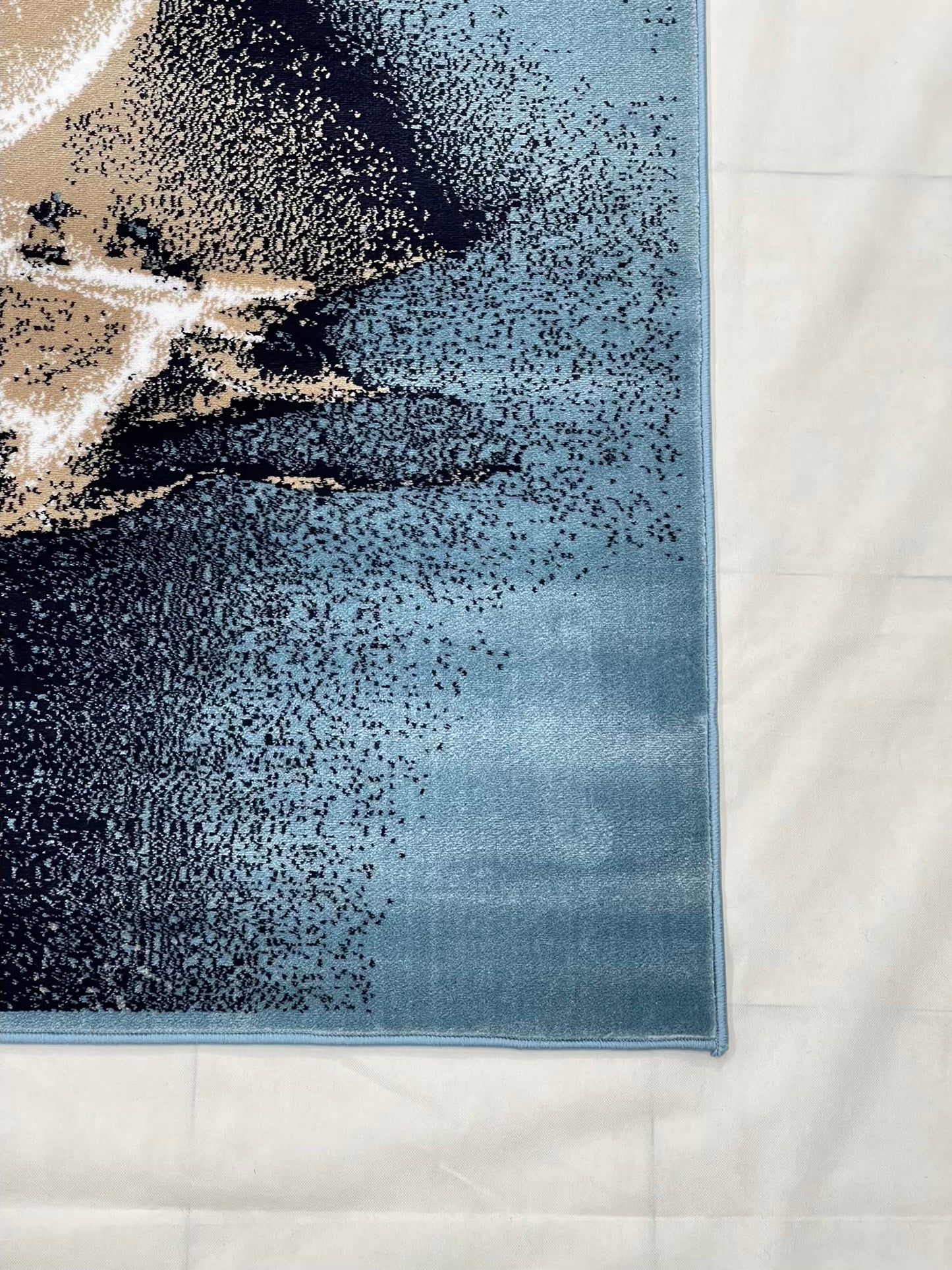 Modern polypropylene Rug,back woven(Article-349-Feroze)
Size : 5ft width  x 7.3ft length (150cm x 220cm)