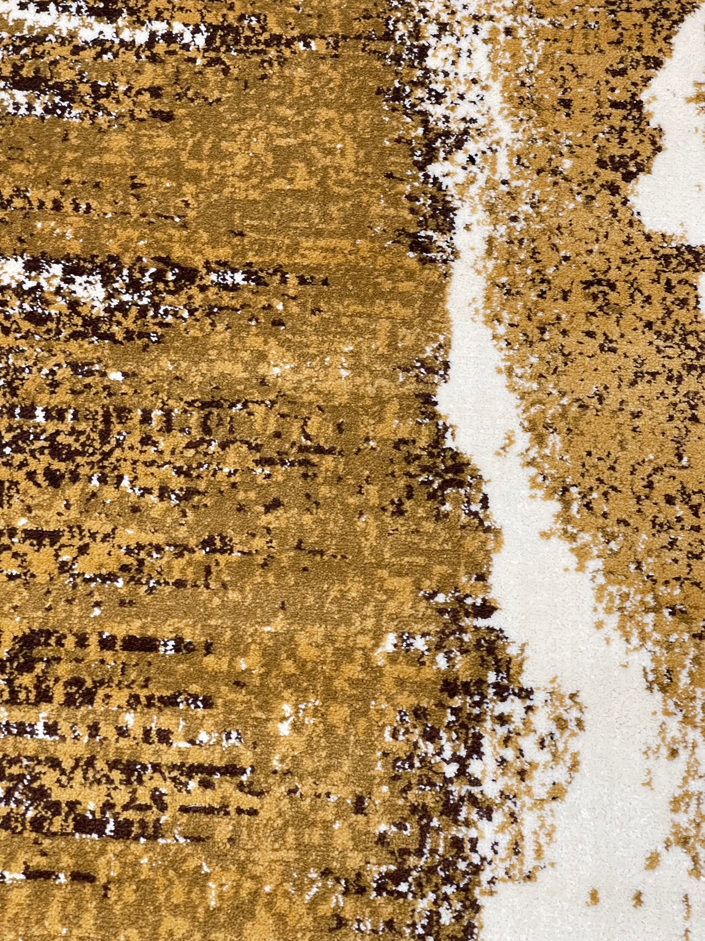 Gold Modern Polypropylene Woven Rug.  Size : 2.6 ft width x 6.6 ft length  (80 cm x 200cm)