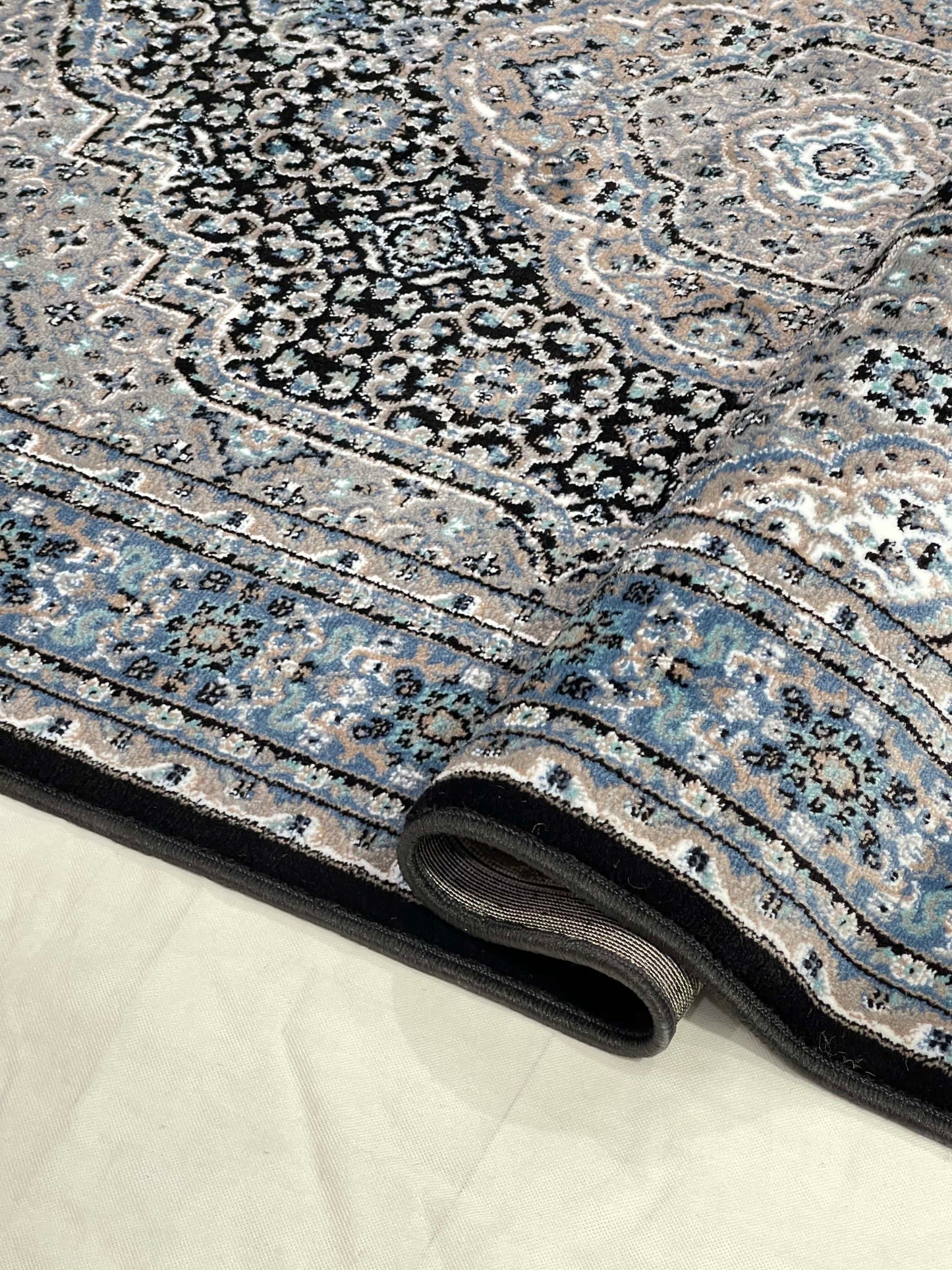 Persian  Polypropylene Rug,back woven(Article-1021-Blue)
Size : 5ft width  x 7.3ft length (150cm x 220cm)