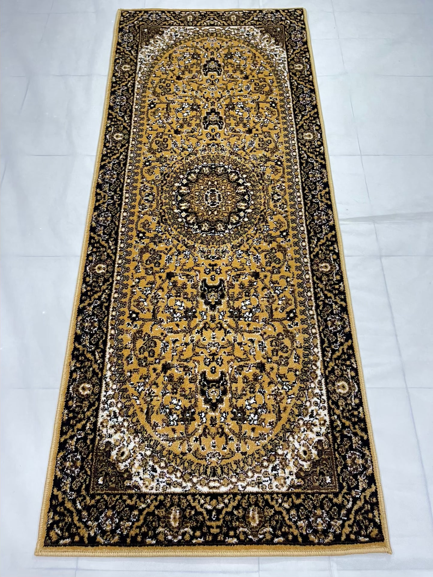 Gold Persian Polypropylene Woven Runner.
Size : 2.6 ft width x 6.6 ft length 
(80 cm x 200 cm)