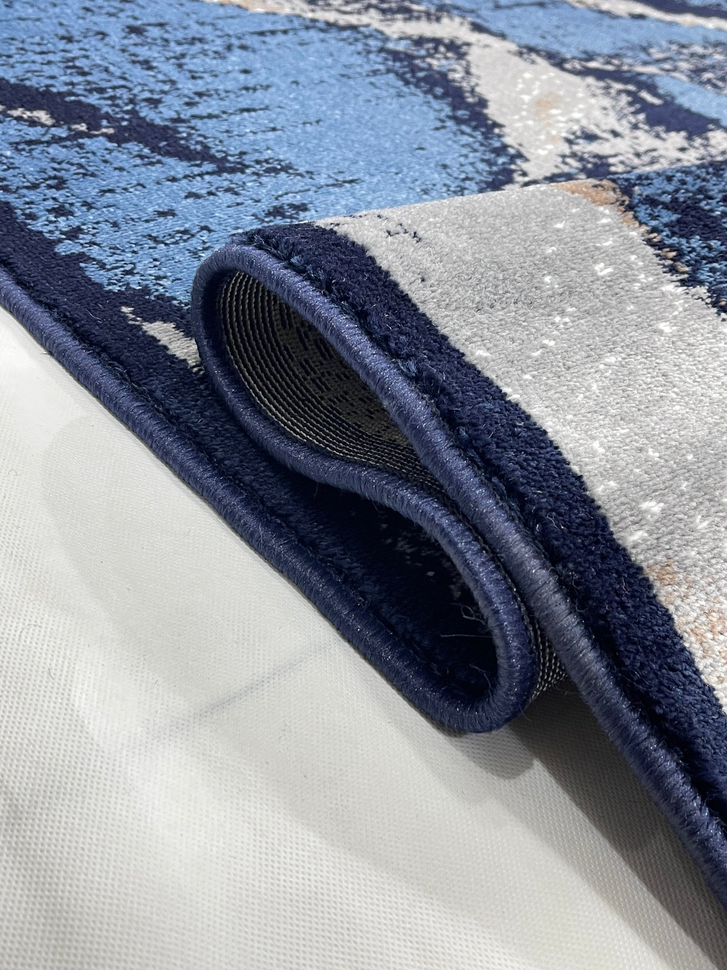 Modern Polypropylene Rug,back woven(Article-126-Dark Blue) Size : 6.6 ft width x 9.6 ft length (200cm x 290cm)