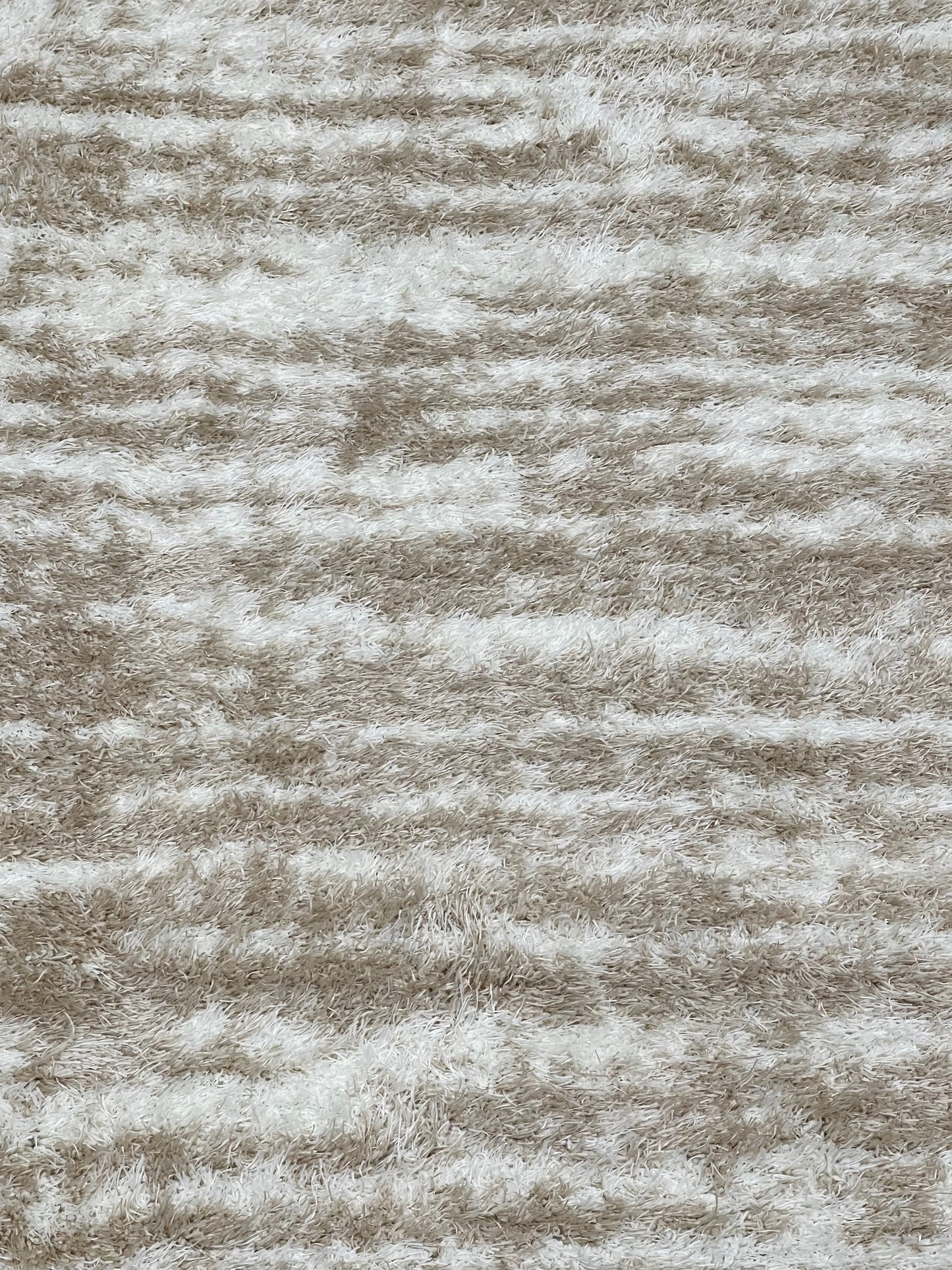 Turkish Shaggy Rug With Woven Back.  Size : 5 Ft Width x 7.3 Ft Length (160cm x 220cm) Article-10-Off White, Beige