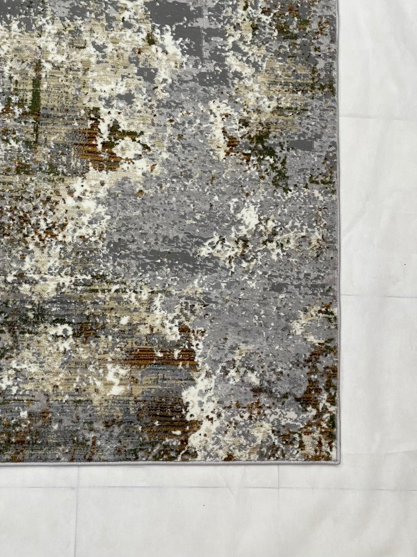 Turkish Top Quality Silk.(Article-1902-Grey) Size: 6.6 ft width x 9.6 ft length (200cm x 290cm)