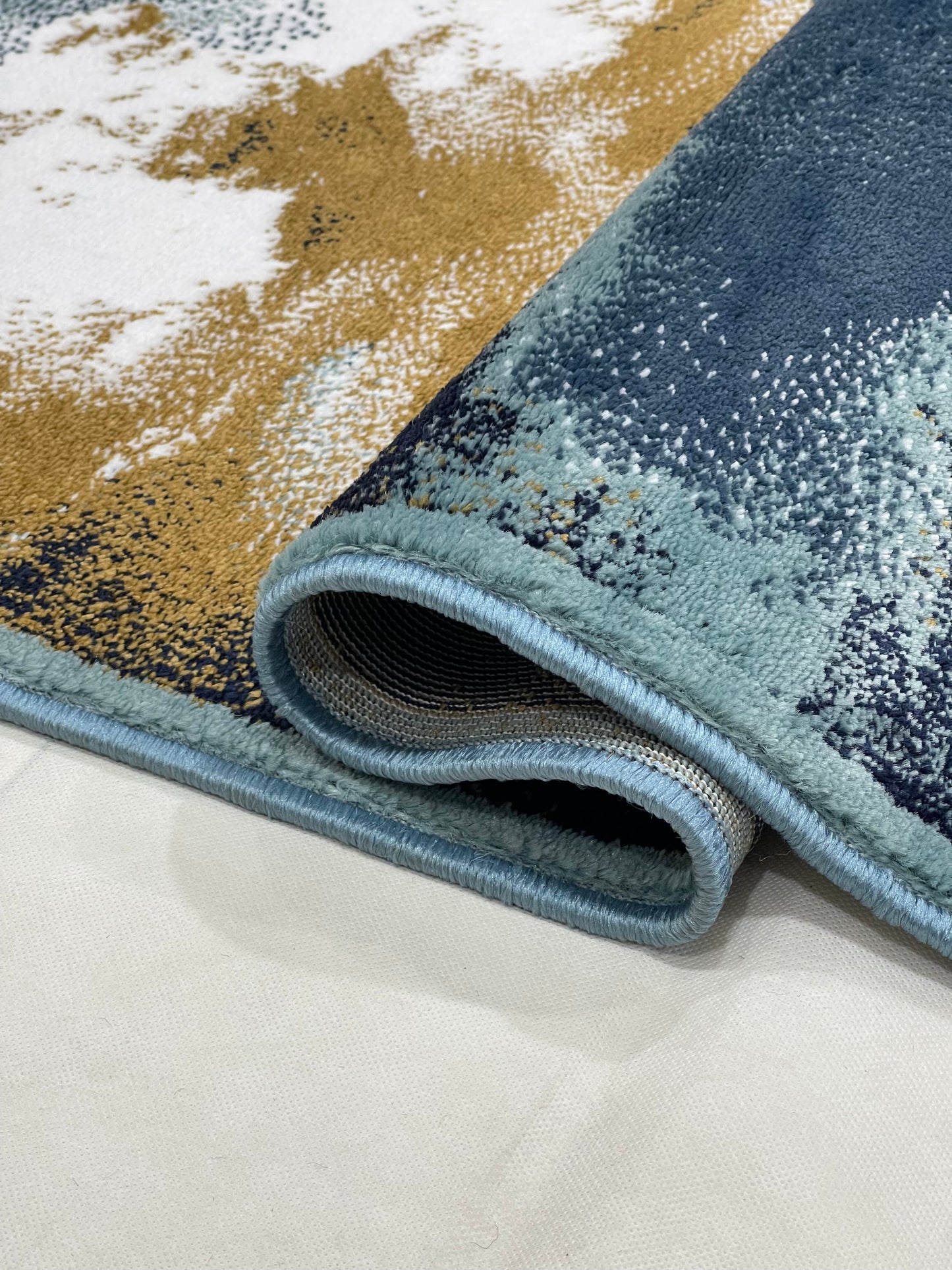 Modern Polypropylene Rug,Woven Back (Article-71-Feroze) Size : 3 ft width x 5 ft length (100cm x 150 cm)