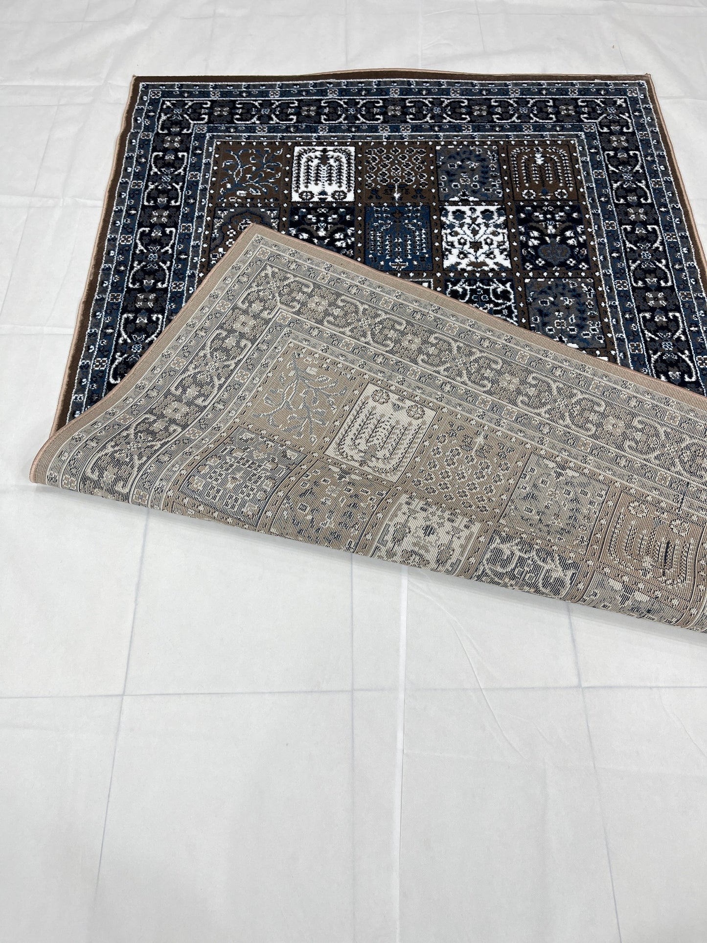 Persian Polypropylene Rug,back woven(Article-26-Mink) Size : 5ft width  x 7.3ft length (150cm x 220cm)