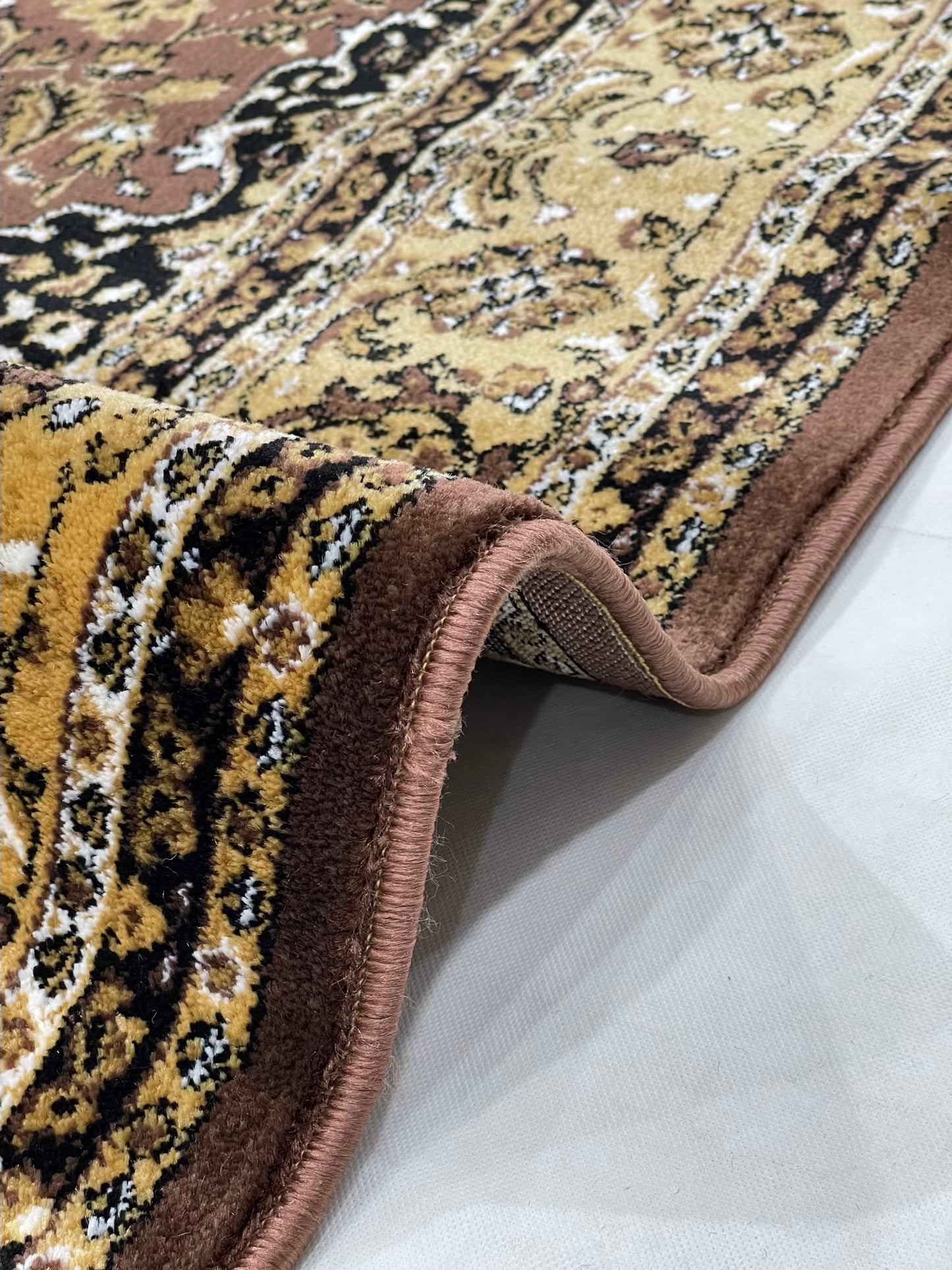 Persian  polypropylene Rug,back woven(Article-01-Brown)
Size : 6.6 ft width x 9.6 ft length (200cm x 290cm)