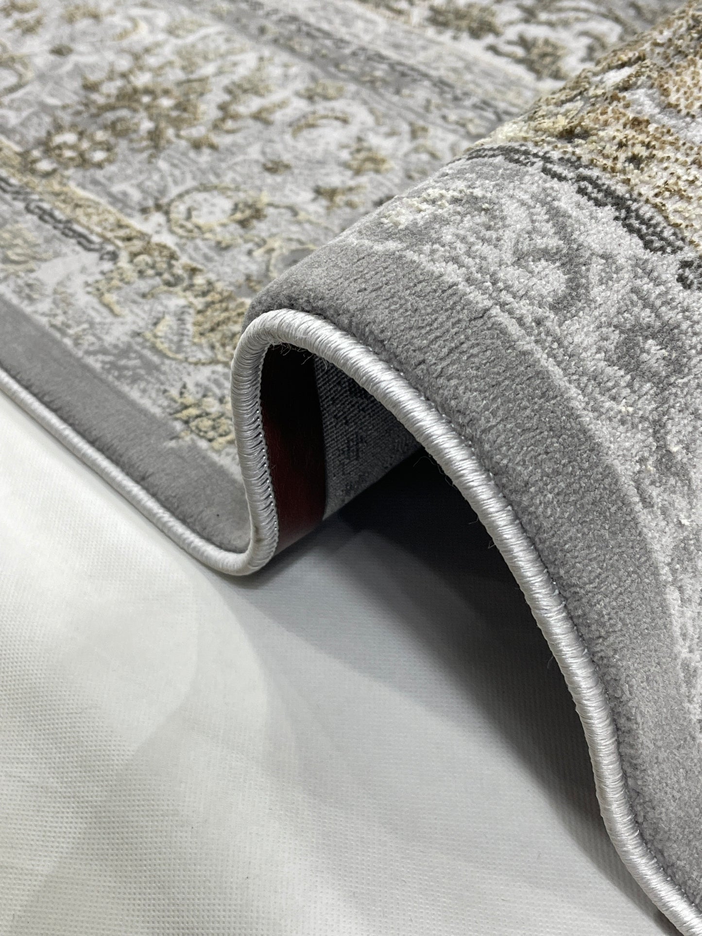 New Turkish Silk (Surya A) 
Size: 6.6 ft width x 9.6 ft length (200cm x 290cm)
Article -610- Grey