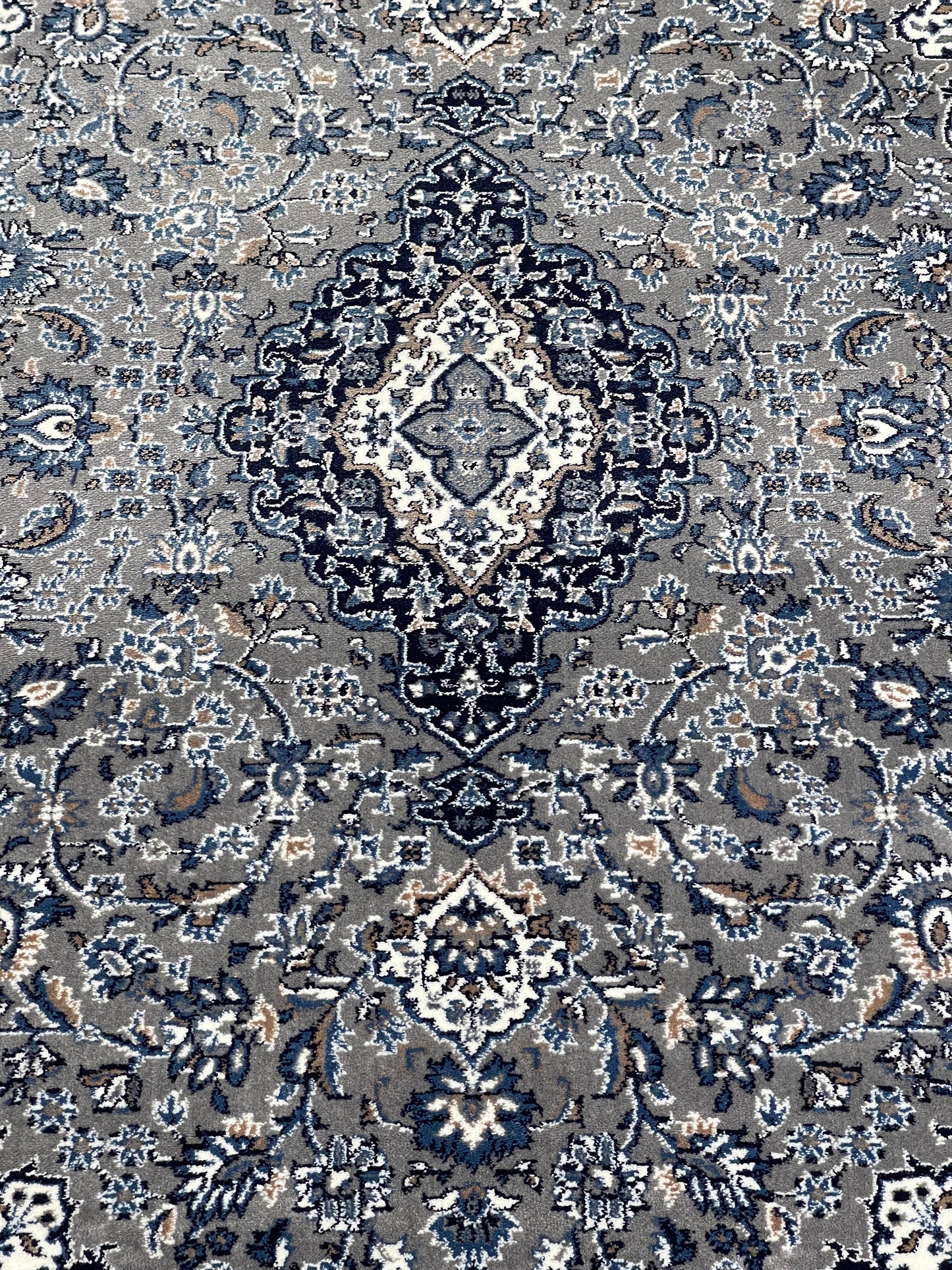 Persian polypropylene Rug,back woven(Article-01-Grey)
Size : 6.6 ft width x 9.6 ft length (200cm x 290cm)