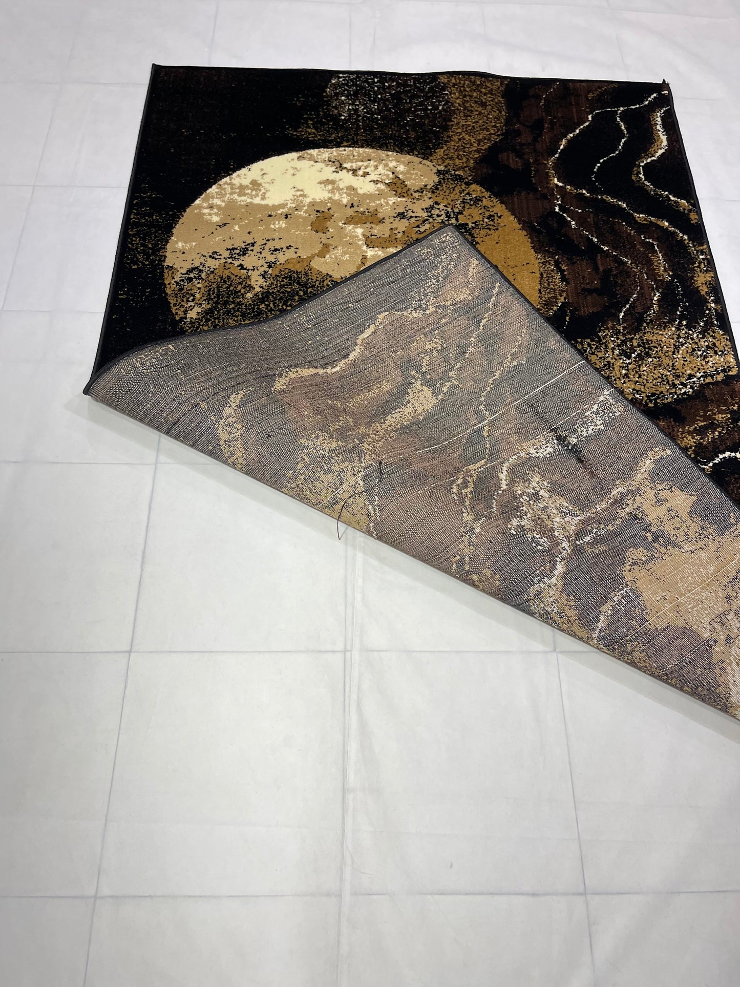 Modern Polypropylene Rug,back woven(Article-1654-Black)
Size : 5ft width  x 7.3ft length (150cm x 220cm)