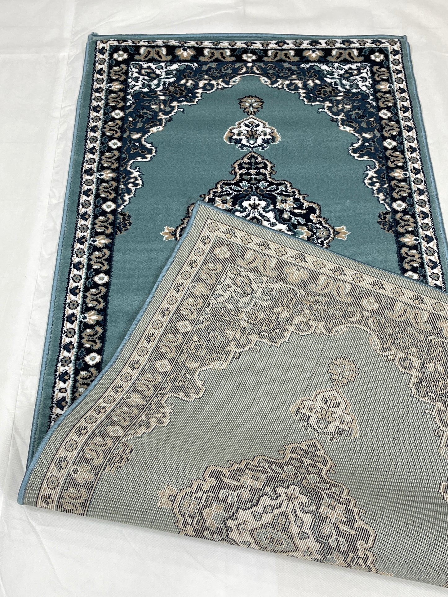 Feroze Persian Polypropylene Woven Rug.
 Size : 2.6 ft width x 6.6 ft length
 (80 cm x 200cm)