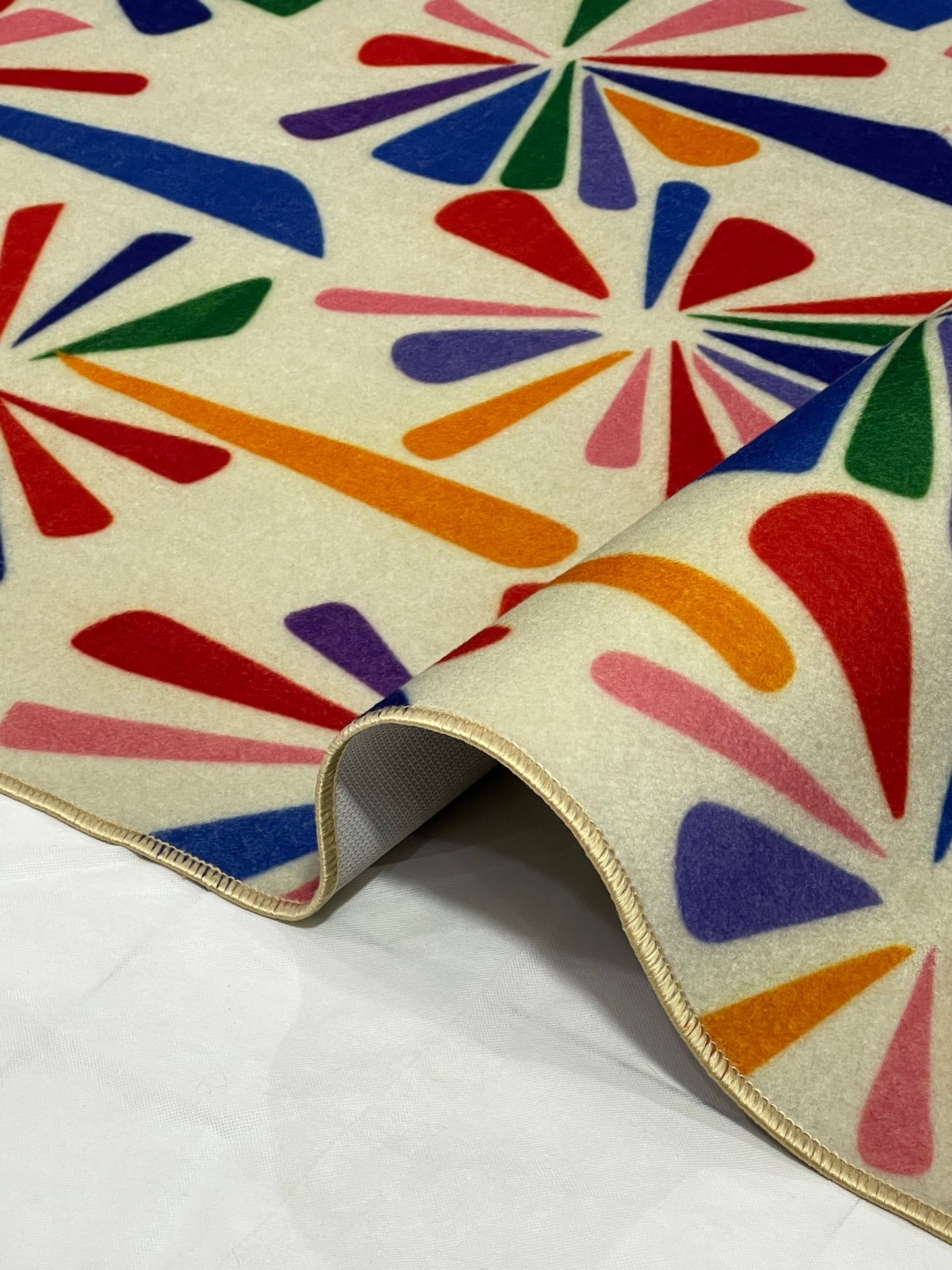TPR Non Woven Rugs For Kids Room
Article-54-Off white