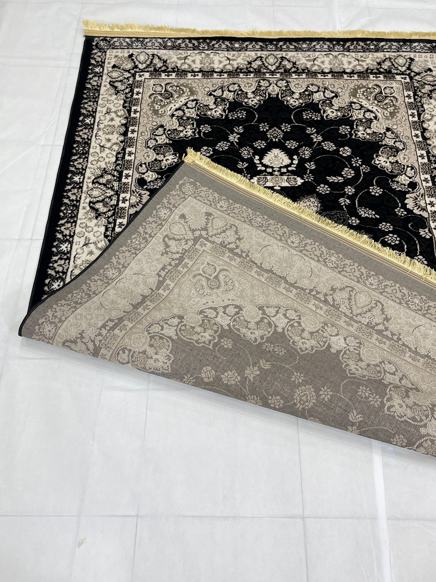 Turkish Top Quality Silk.(Article-1058-Black)
