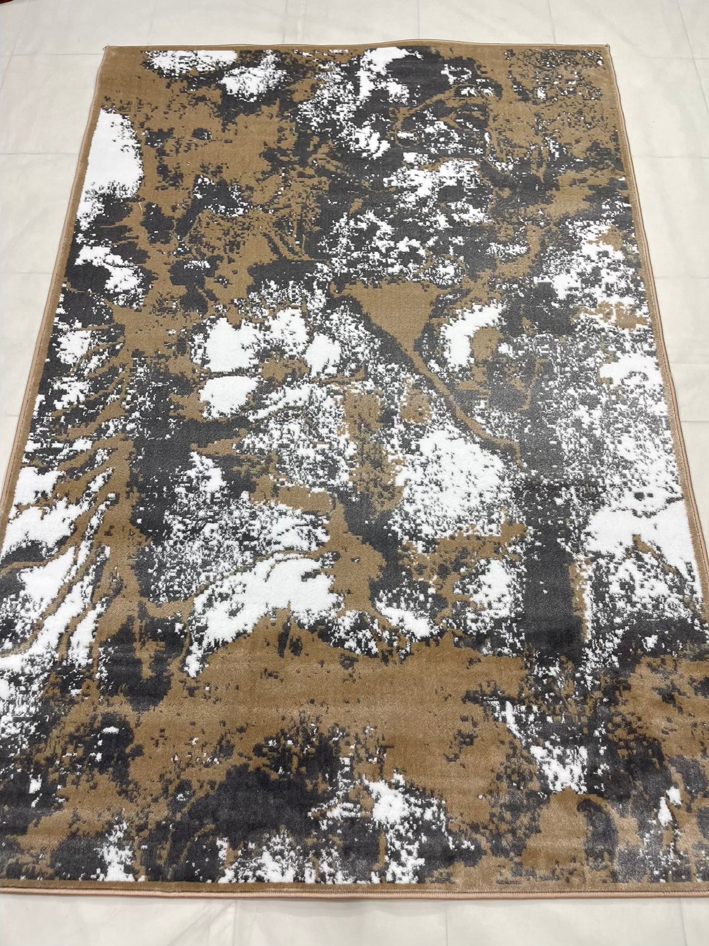 Modern polypropylene Rug,back woven(Article-670-Mink)
Size : 5ft width  x 7.3ft length (150cm x 220cm)