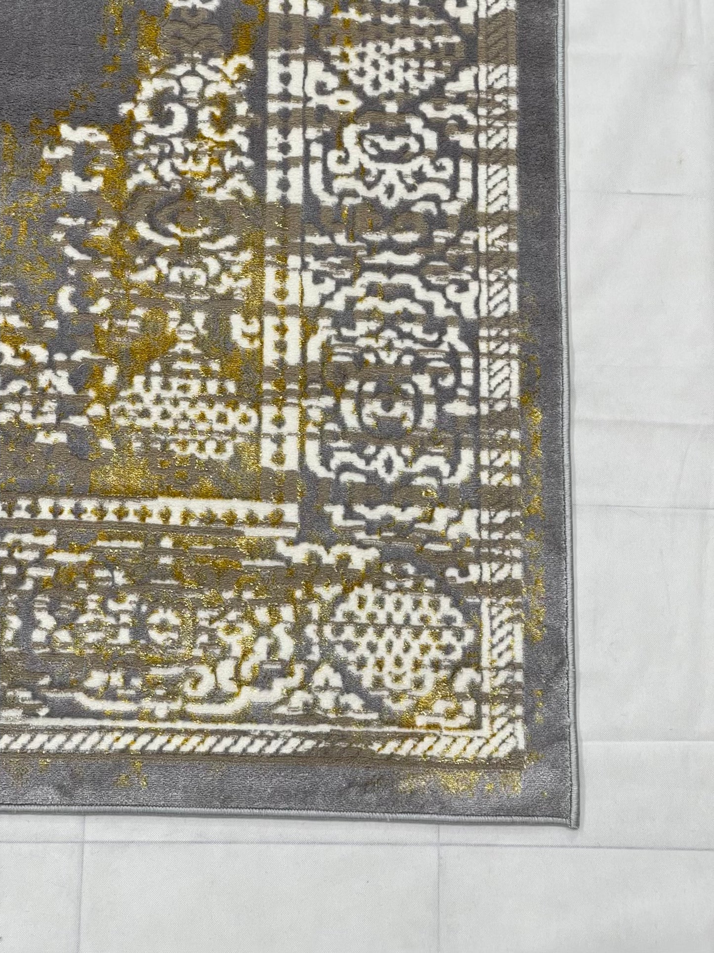 Polyester Silk.(Article-2575-Cream , white  ) Size : 6.6 ft width x 9.6 ft length ( 200 cm x 290 cm)