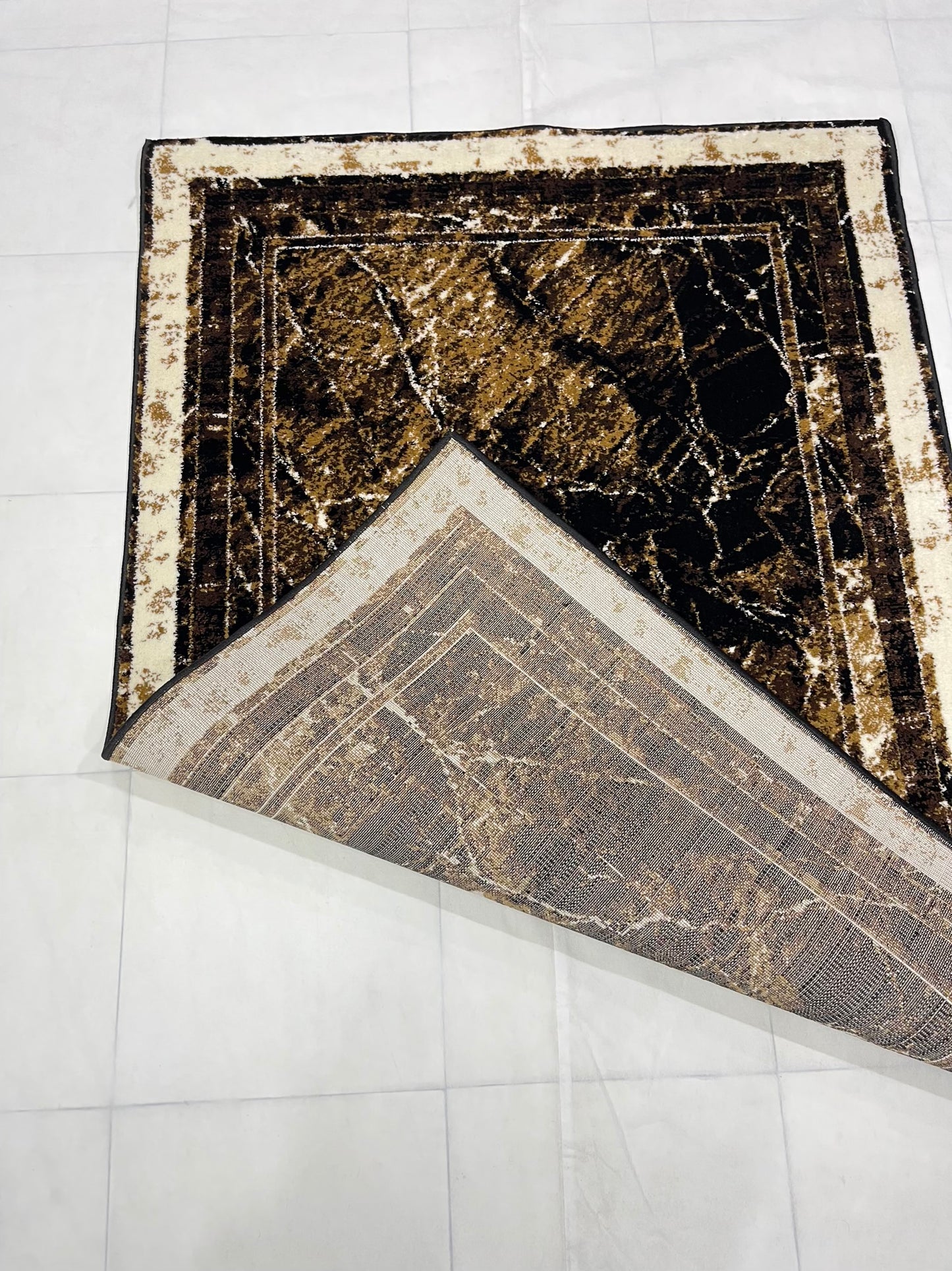 Modern polypropylene Rug,back woven
(Article-175-Black)
Size : 4 ft width x 5.6 ft length (120 cm x 170 cm)
