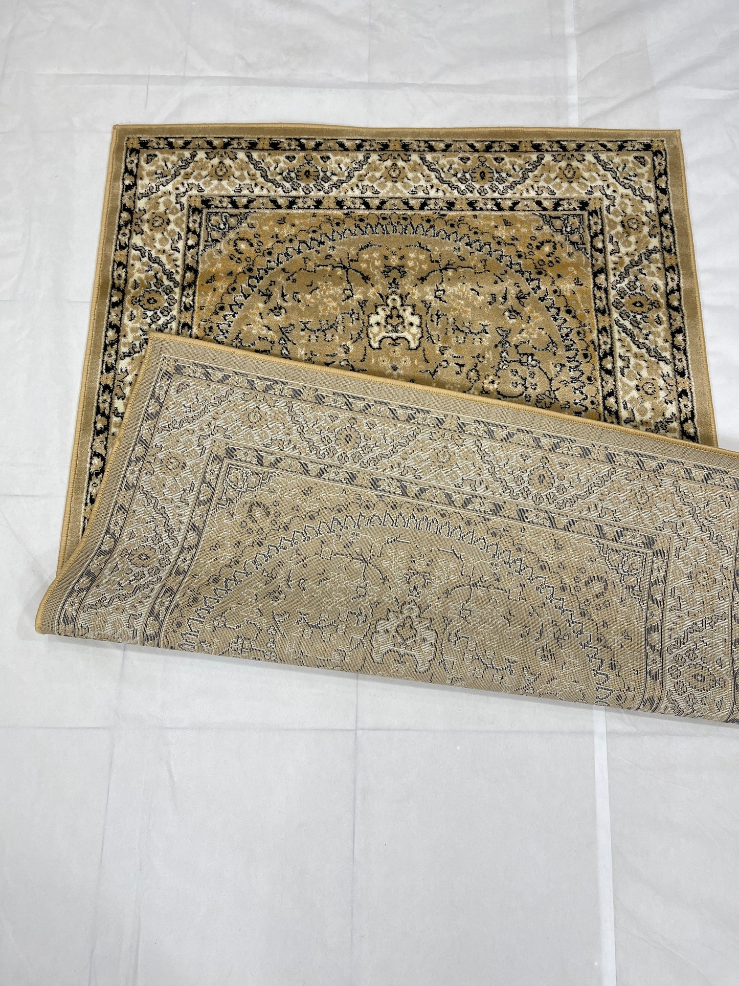 Persian polypropylene Rug,back woven
(Article-22-Beige)