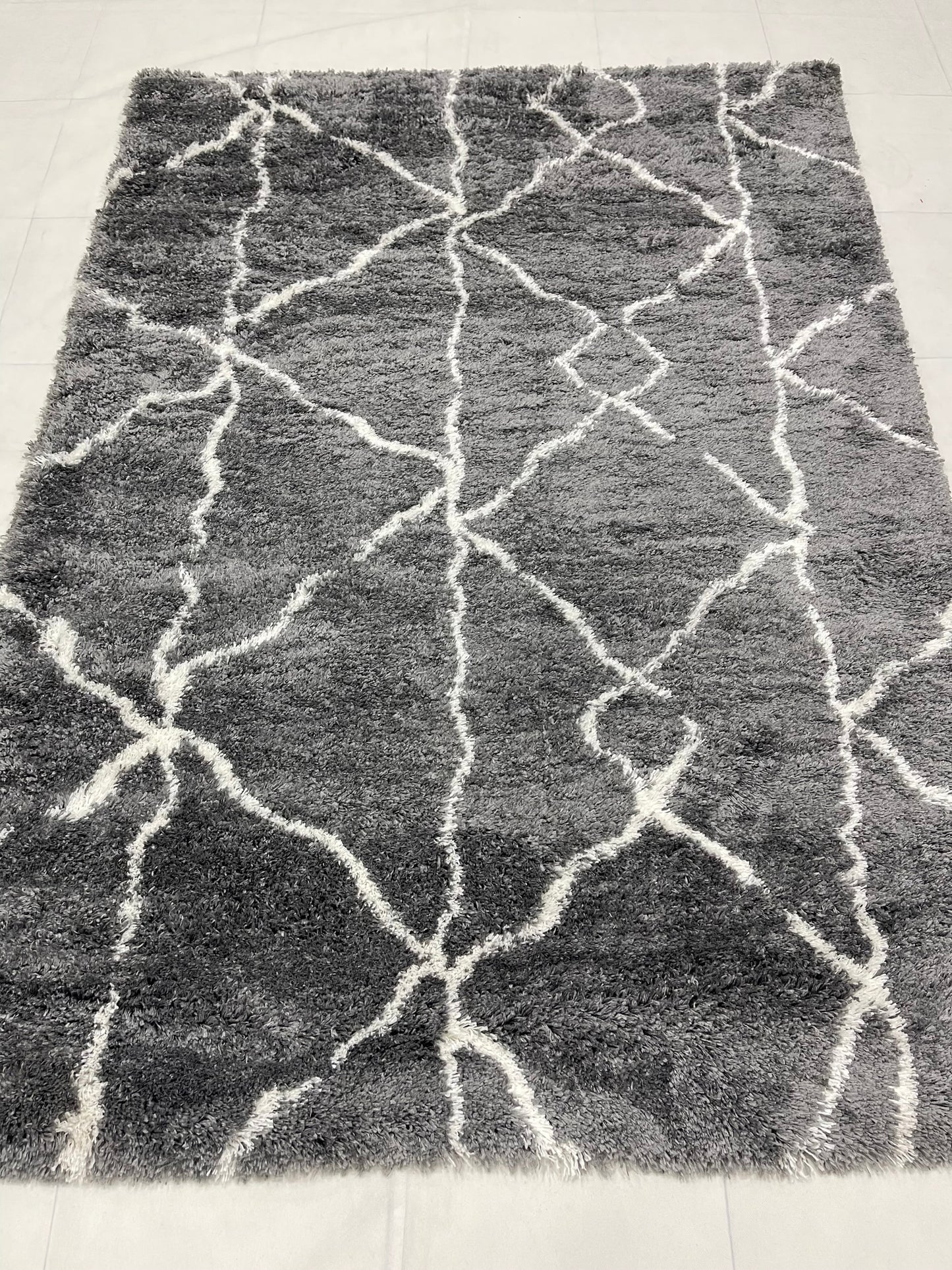 Turkish Shaggy Rug With Woven Back.  Size : 5 Ft Width x 7.3 Ft Length (160cm x 220cm) Article-13-Grey