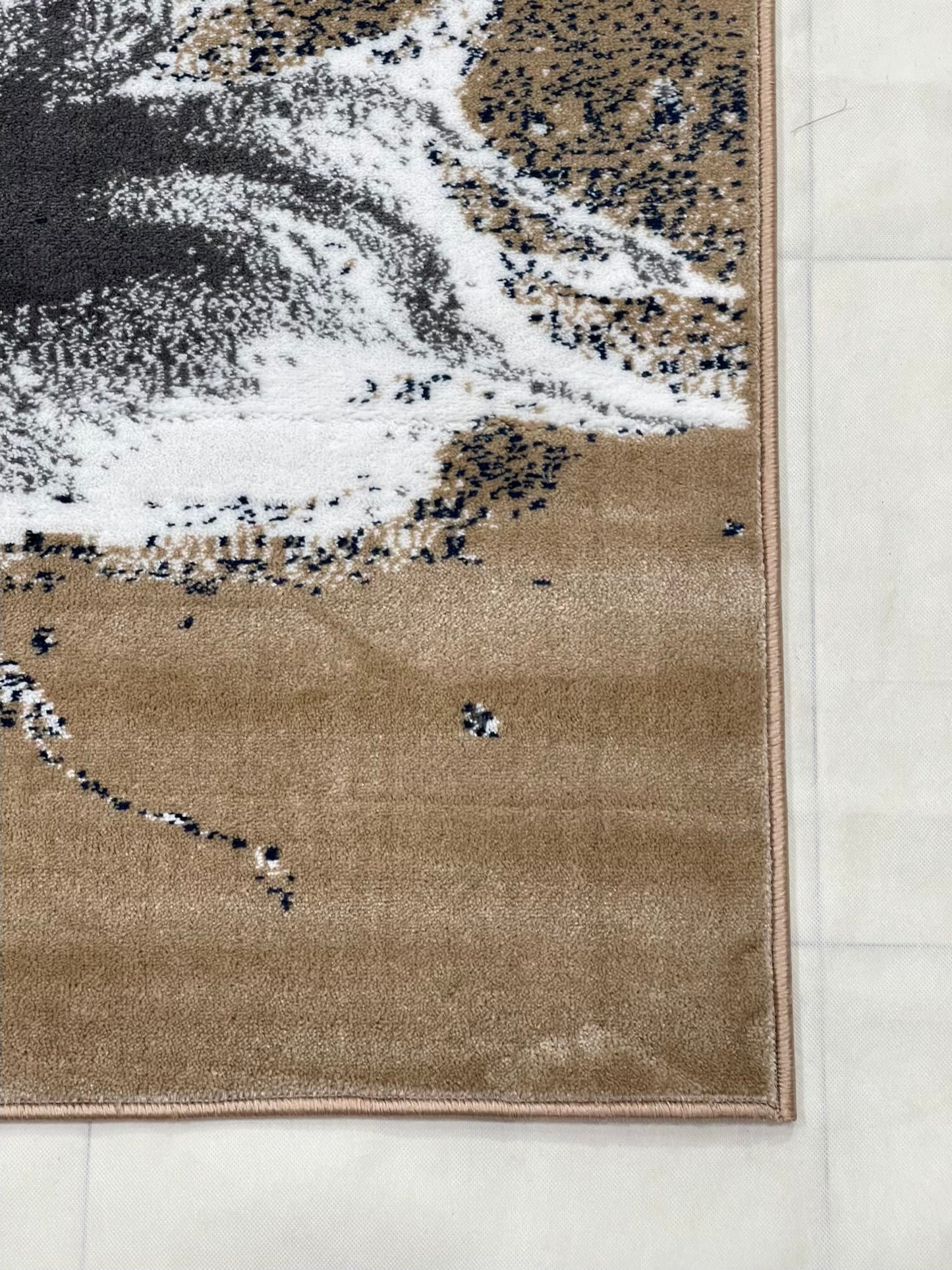 Modern polypropylene Rug,back woven(Article-6772-Mink ) Size : 5ft width  x 7.3ft length (150cm x 220cm)