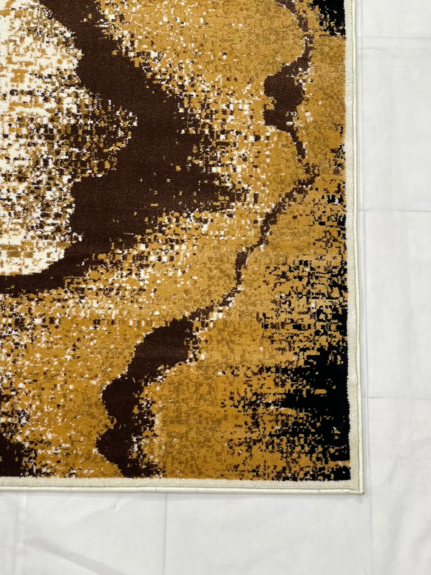 Modern polypropylene Rug,back woven(Article-1777-Off white)
Size : 5 ft width x 7.3 ft length ( 150 cm x 220 cm)