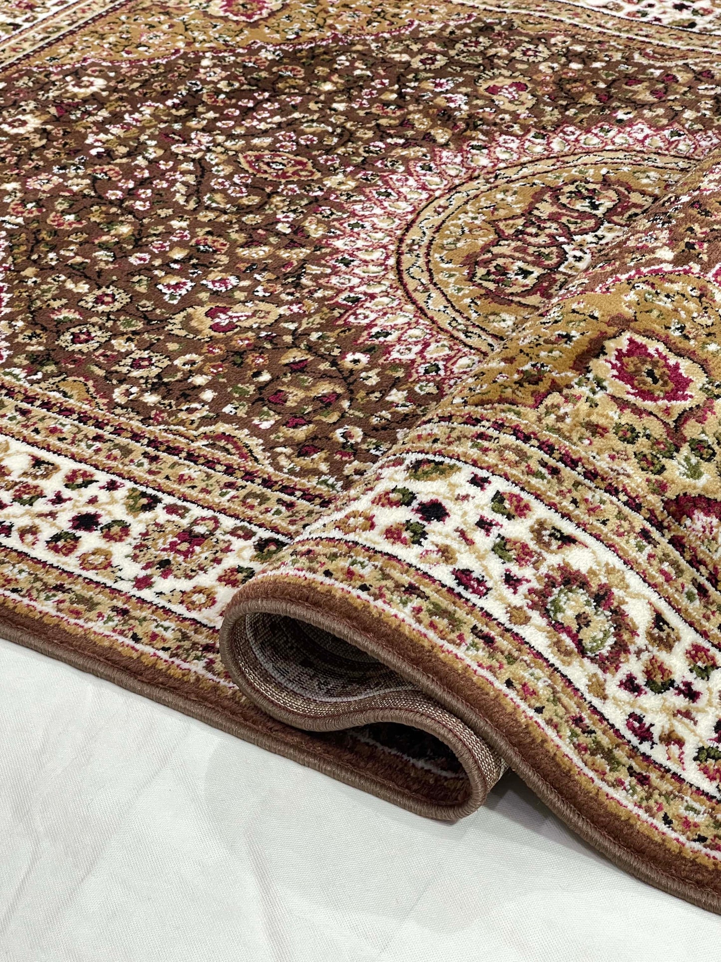 Persian polypropylene Rug,back woven(Article-344-Brown)
Size : 5ft width  x 7.3ft length (150cm x 220cm)